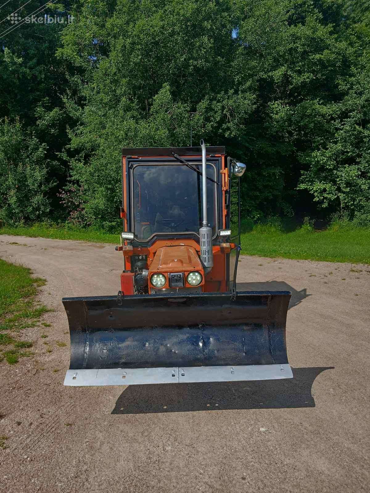 Kubota B7100 Hst
