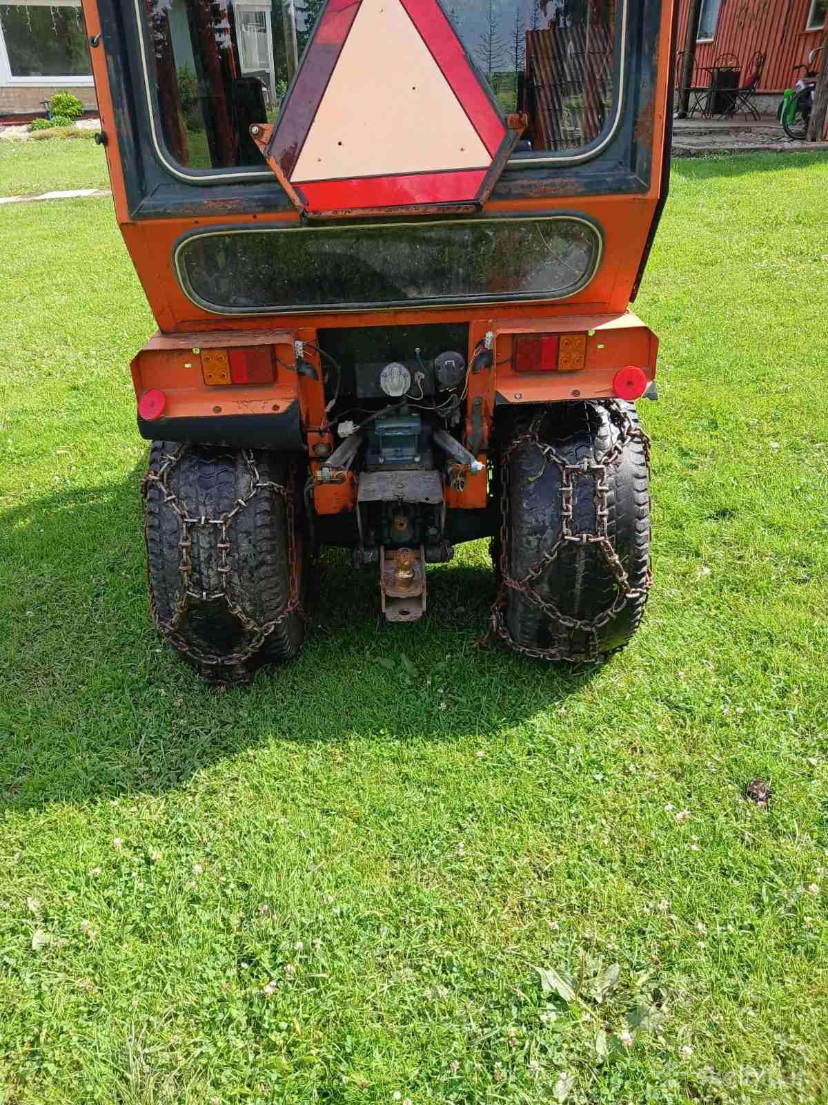 Kubota, traktoriai