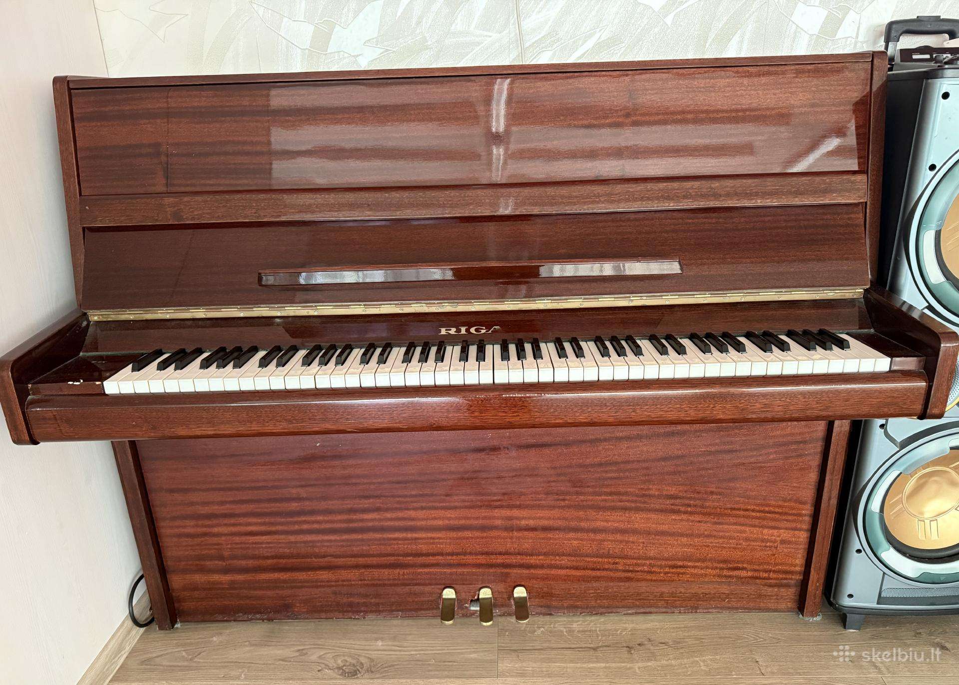 Pianinas Riga