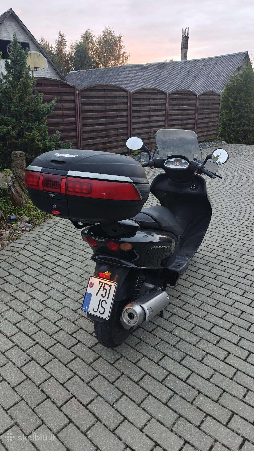 Yamaha Majesty 125cc, scooters / mopeds