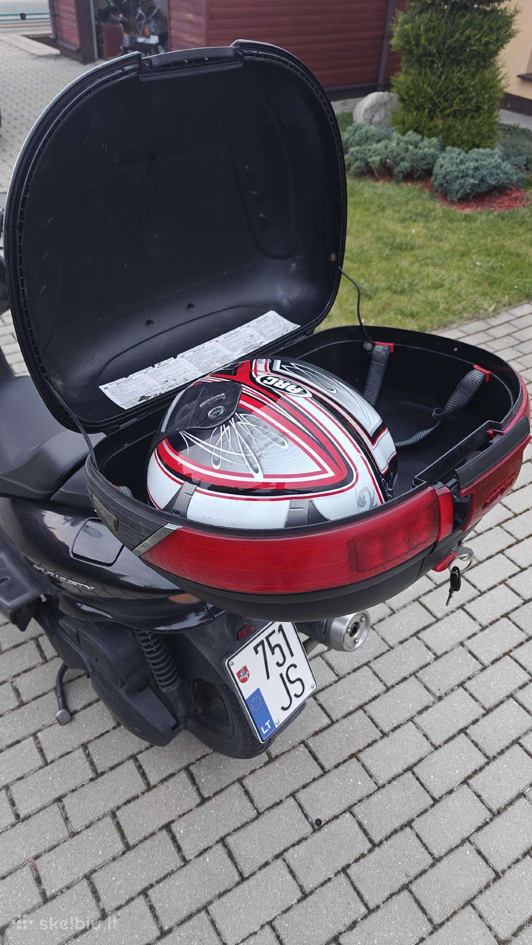 Yamaha Majesty 125cc, scooters / mopeds