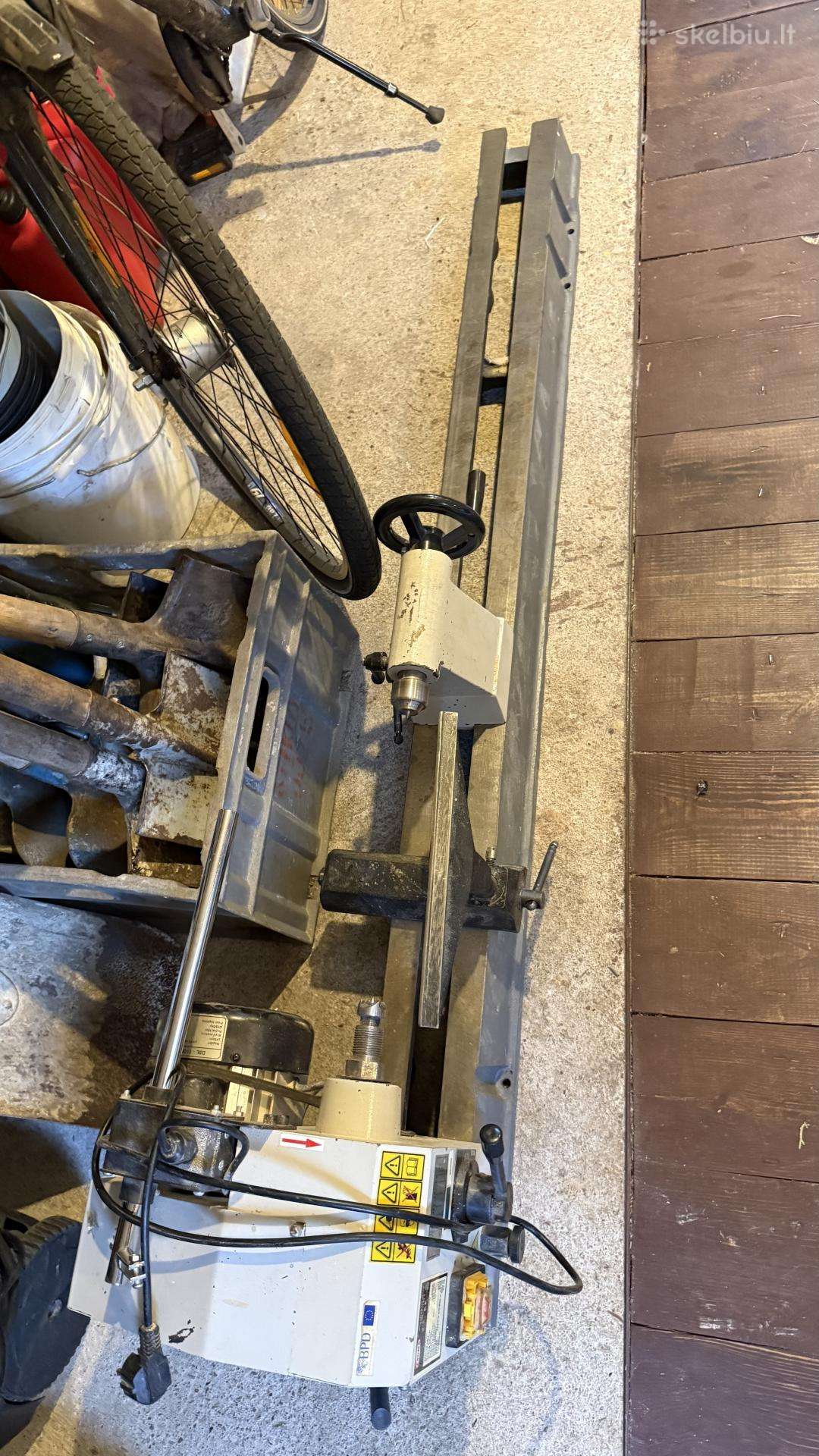 Proma Dsl-1100v medžio tekinimo staklės 1100 mm
