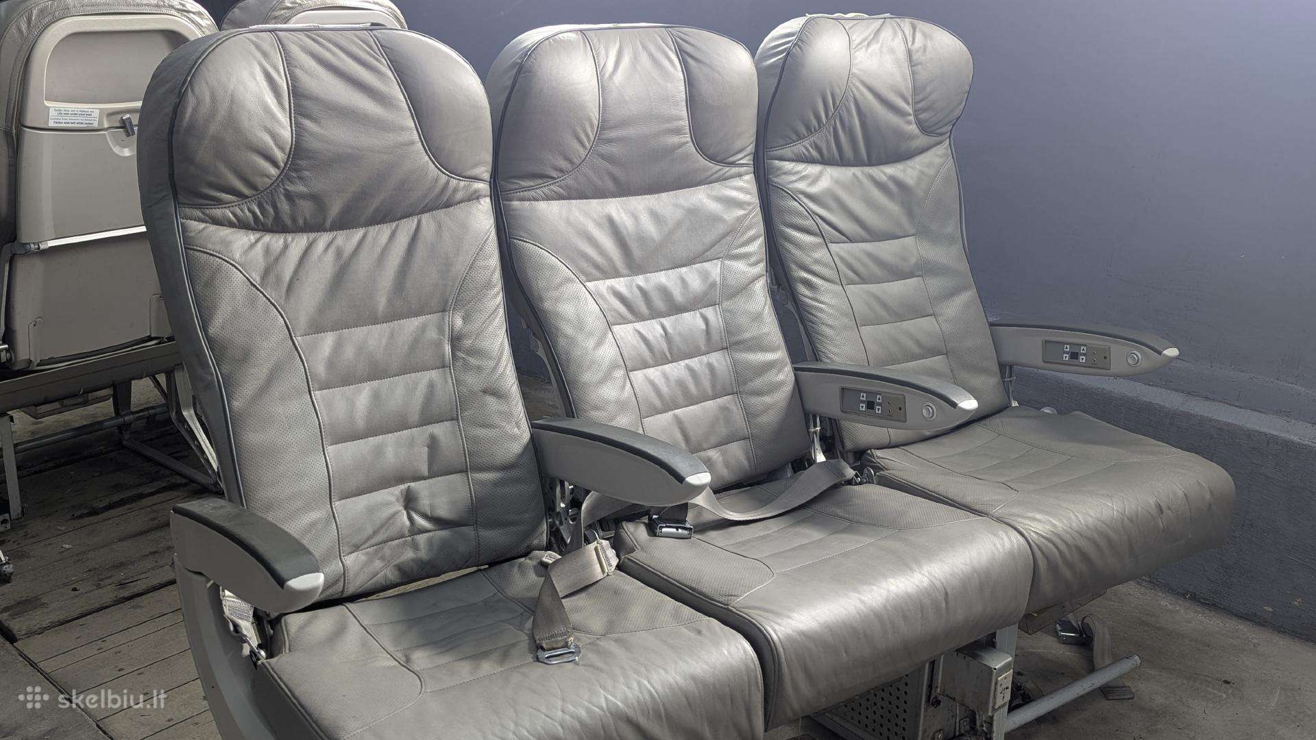 Lėktuvo Recaro sėdynės 3 vietų blokas