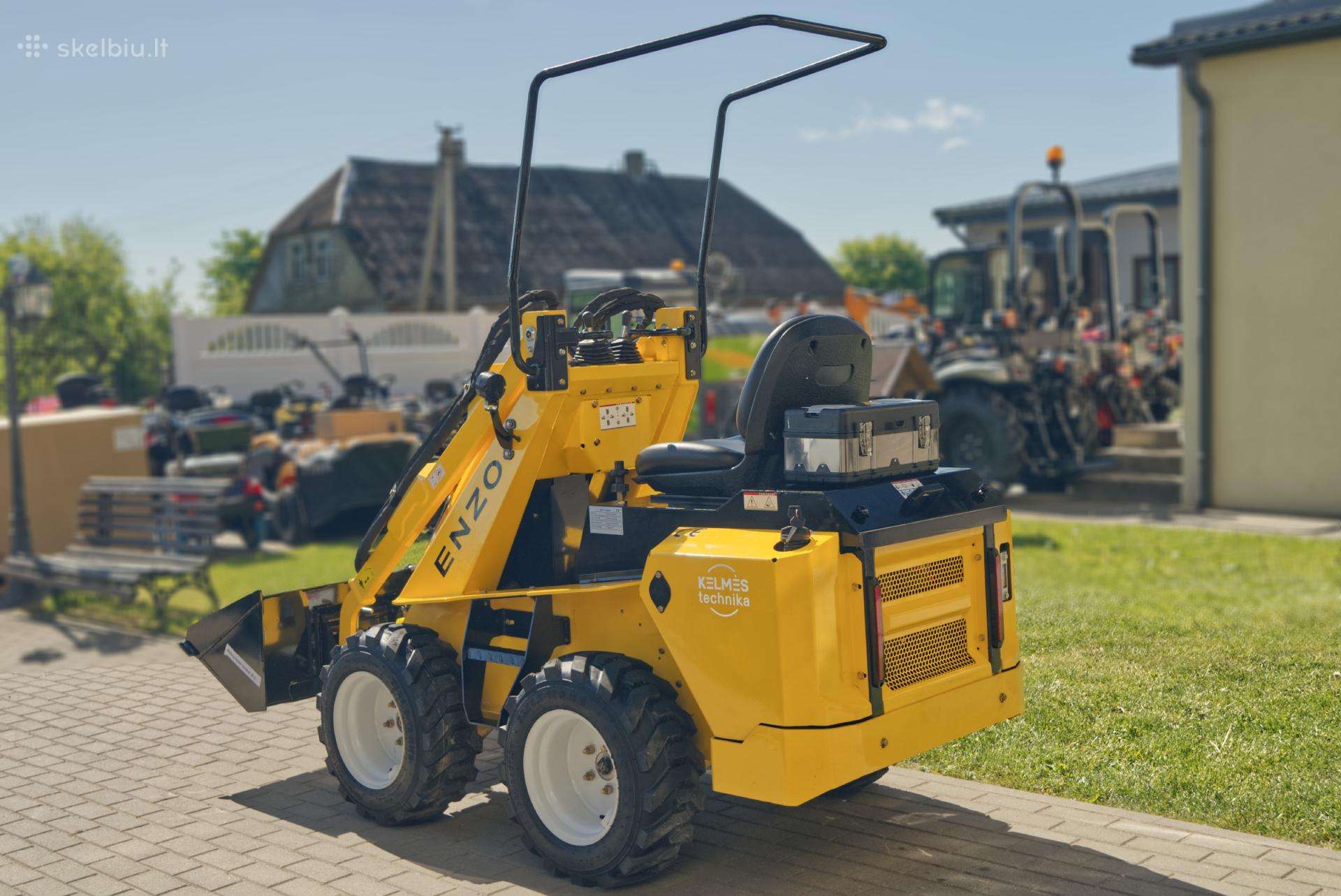 ENZO ENZO - EL22 (Dyzelinis), mini loaders