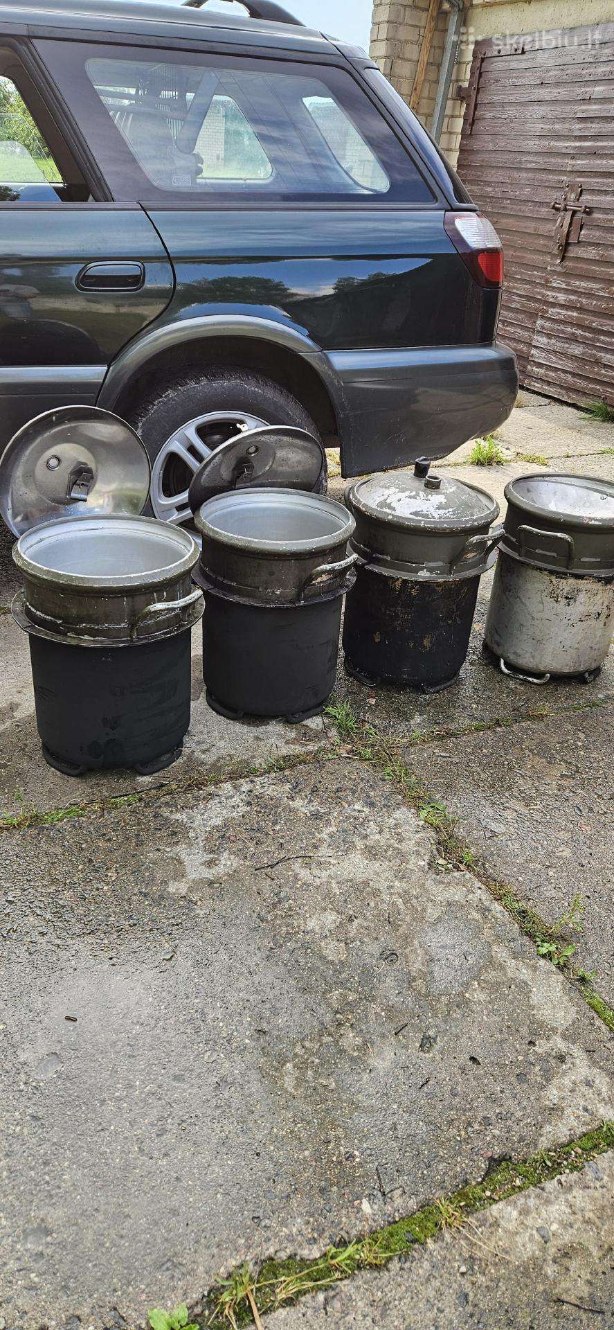 Karinės lauko vortuvės puodai