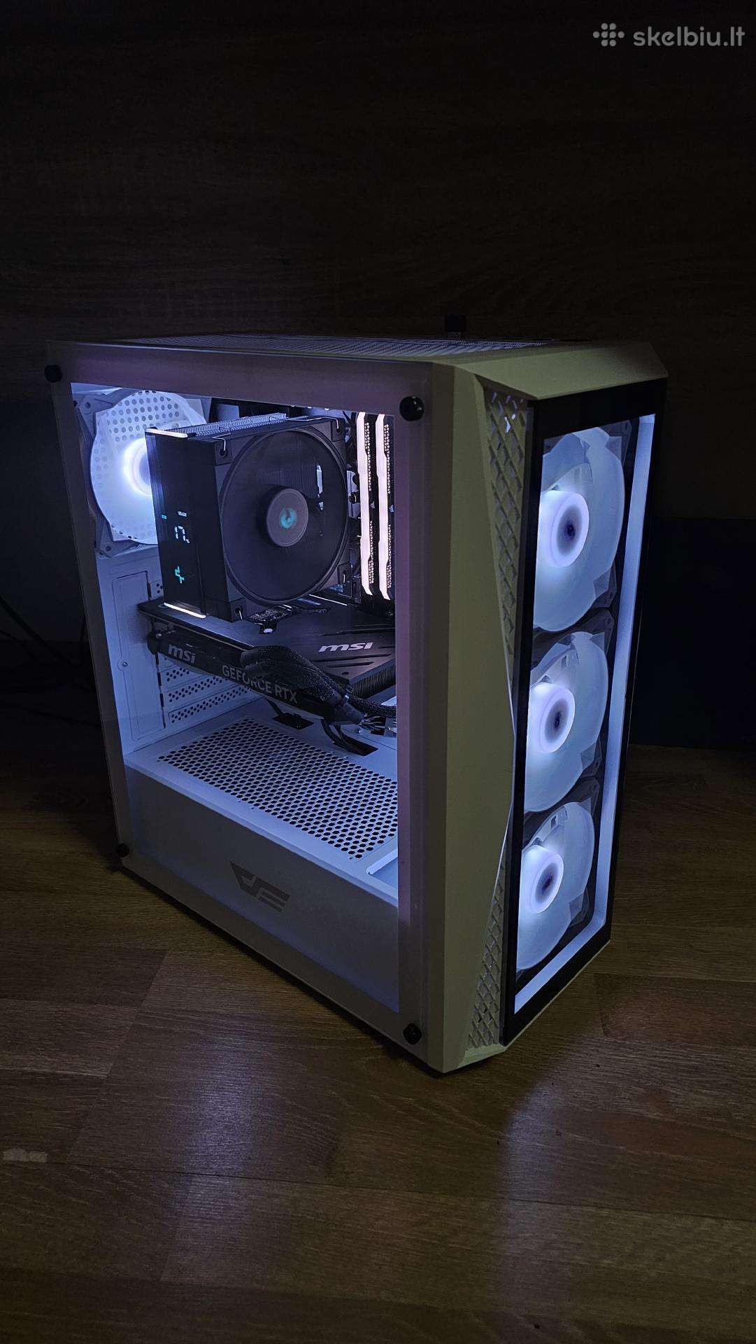 Kompiuteris su Rtx 4070 , ryzen 7 5800x