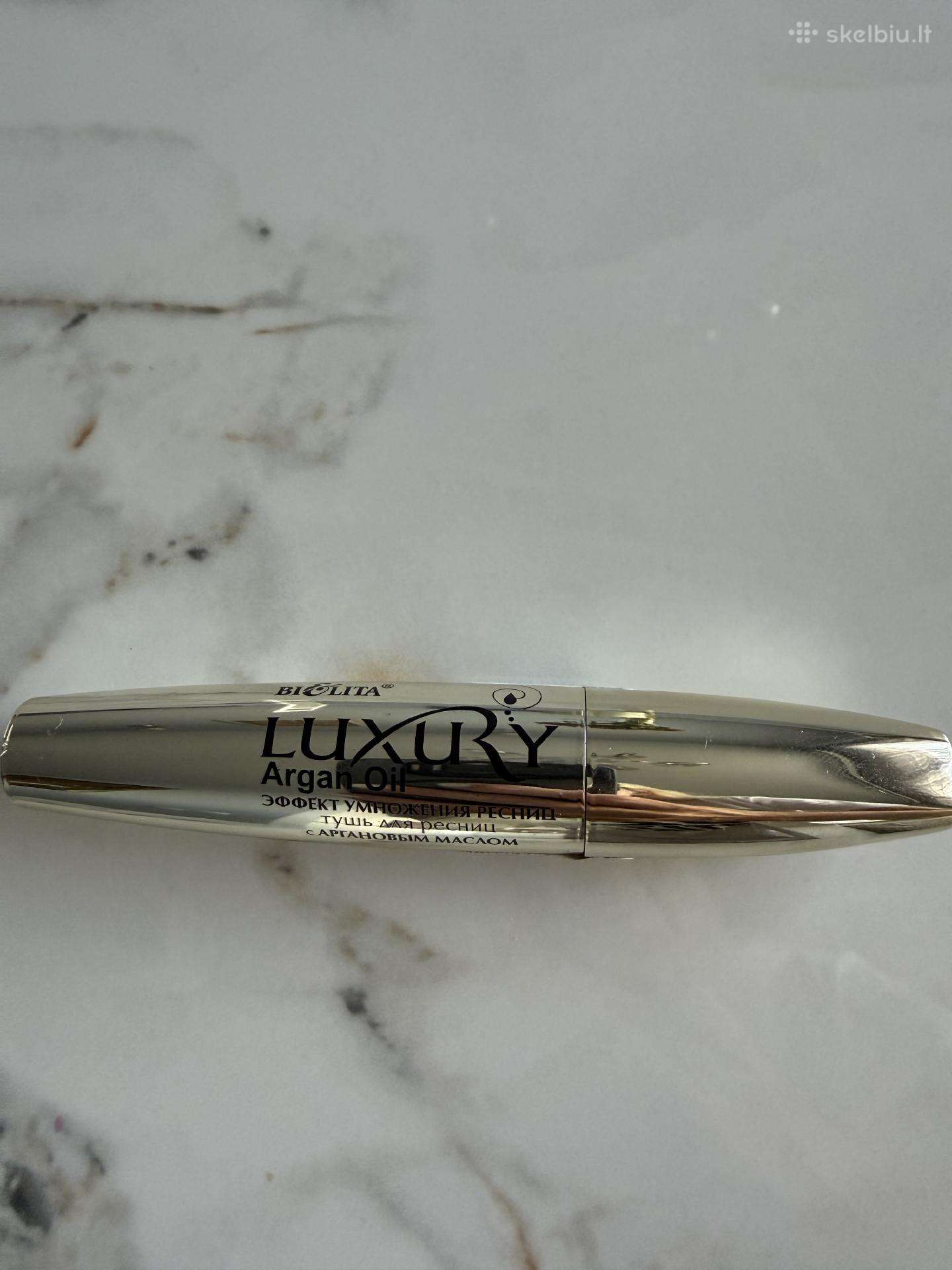 Luxury tusas su arganu aliejumi