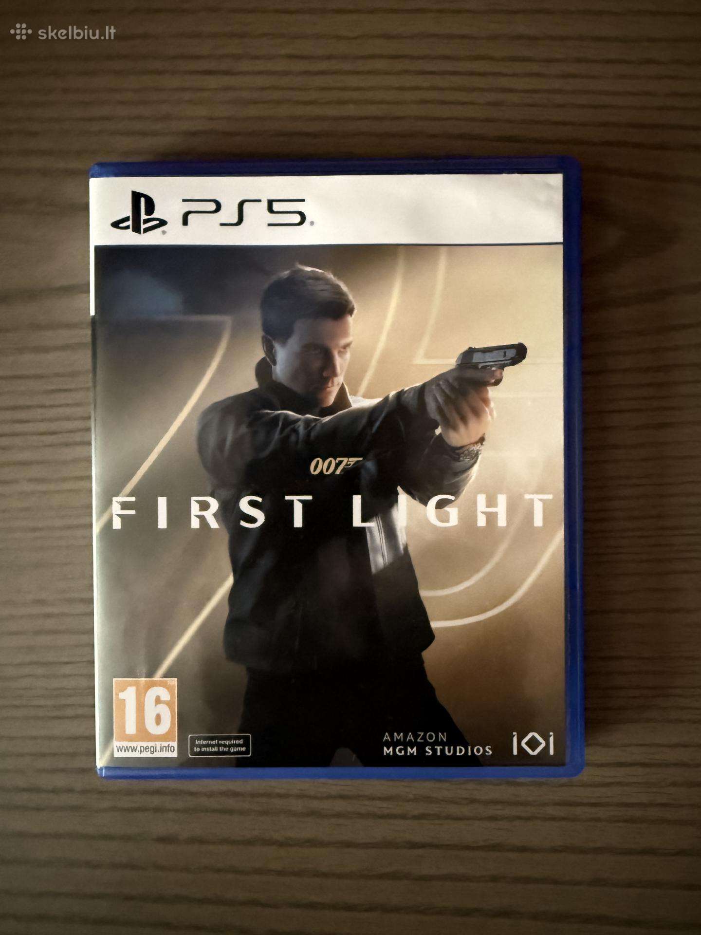 007: First light