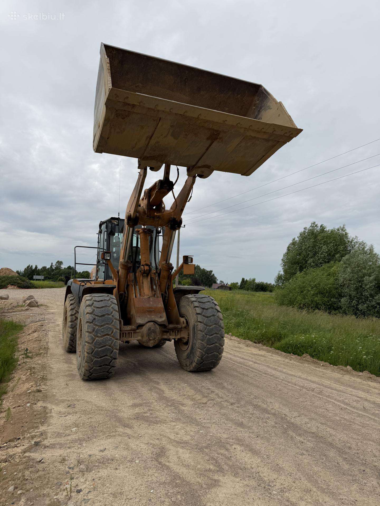 Case 921E, frontal loader