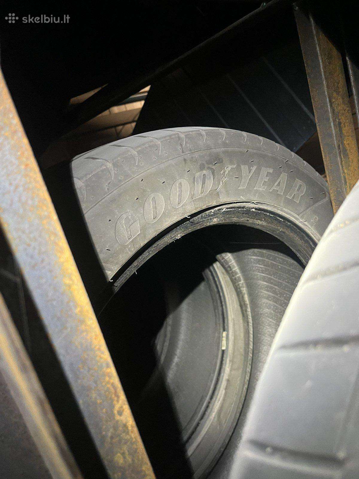 Goodyear, summer 285/45 R20