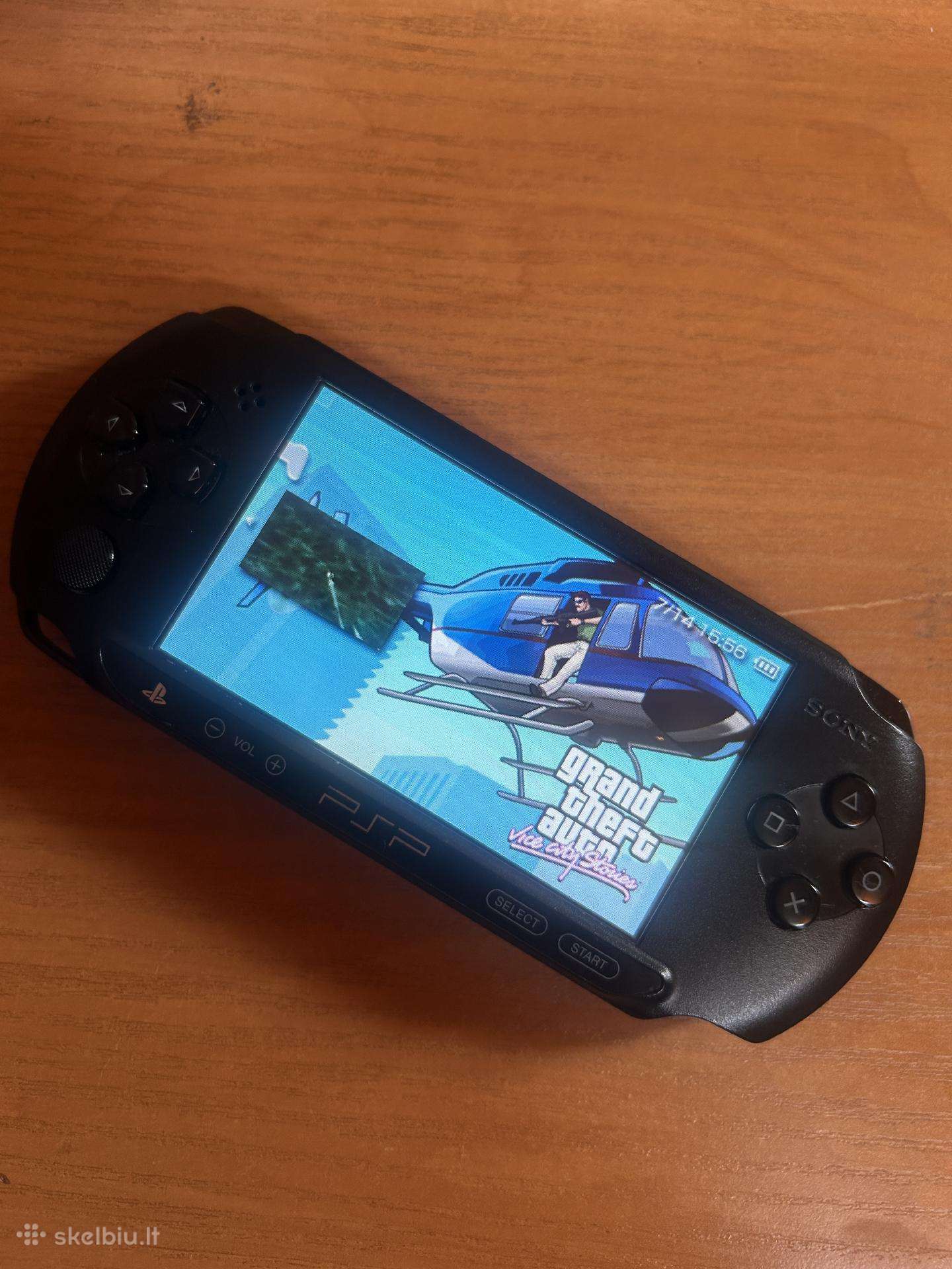 PSP e1004 street