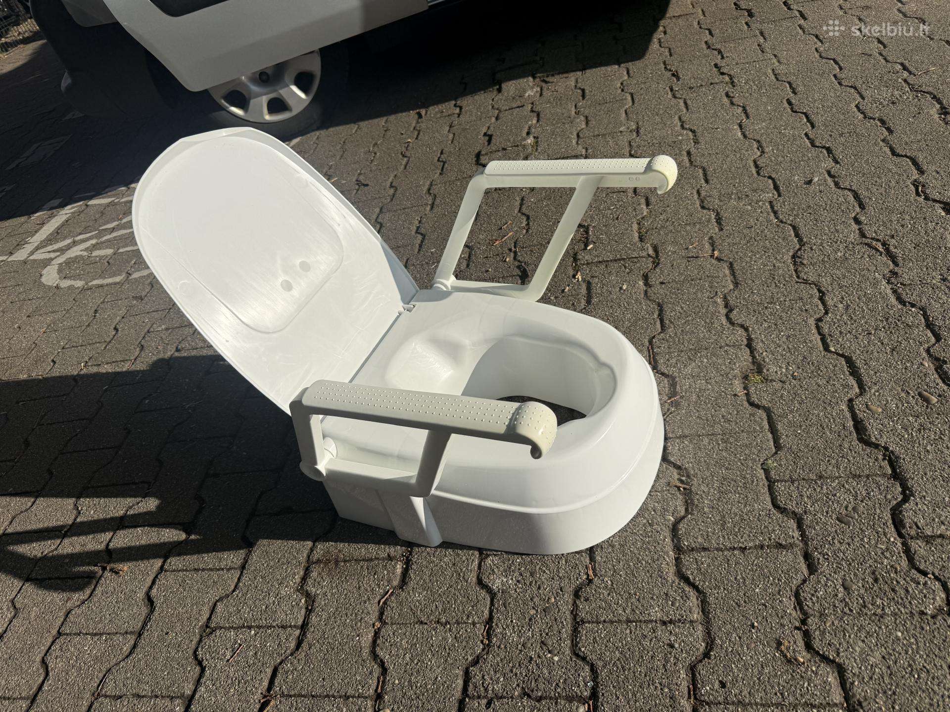 Tuoleto paaukštinimas su porankiais