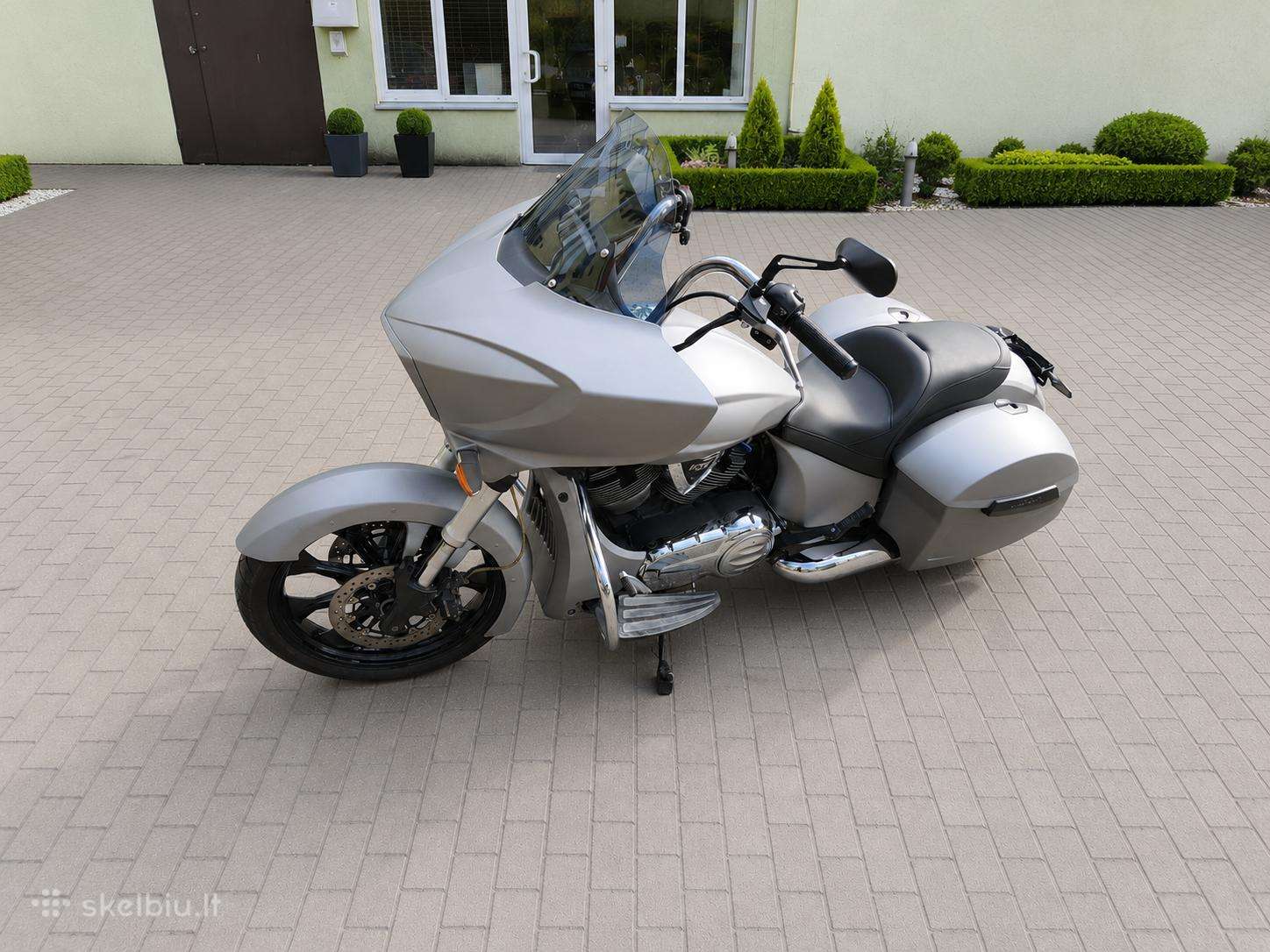 Motociklas Victory Cross Country