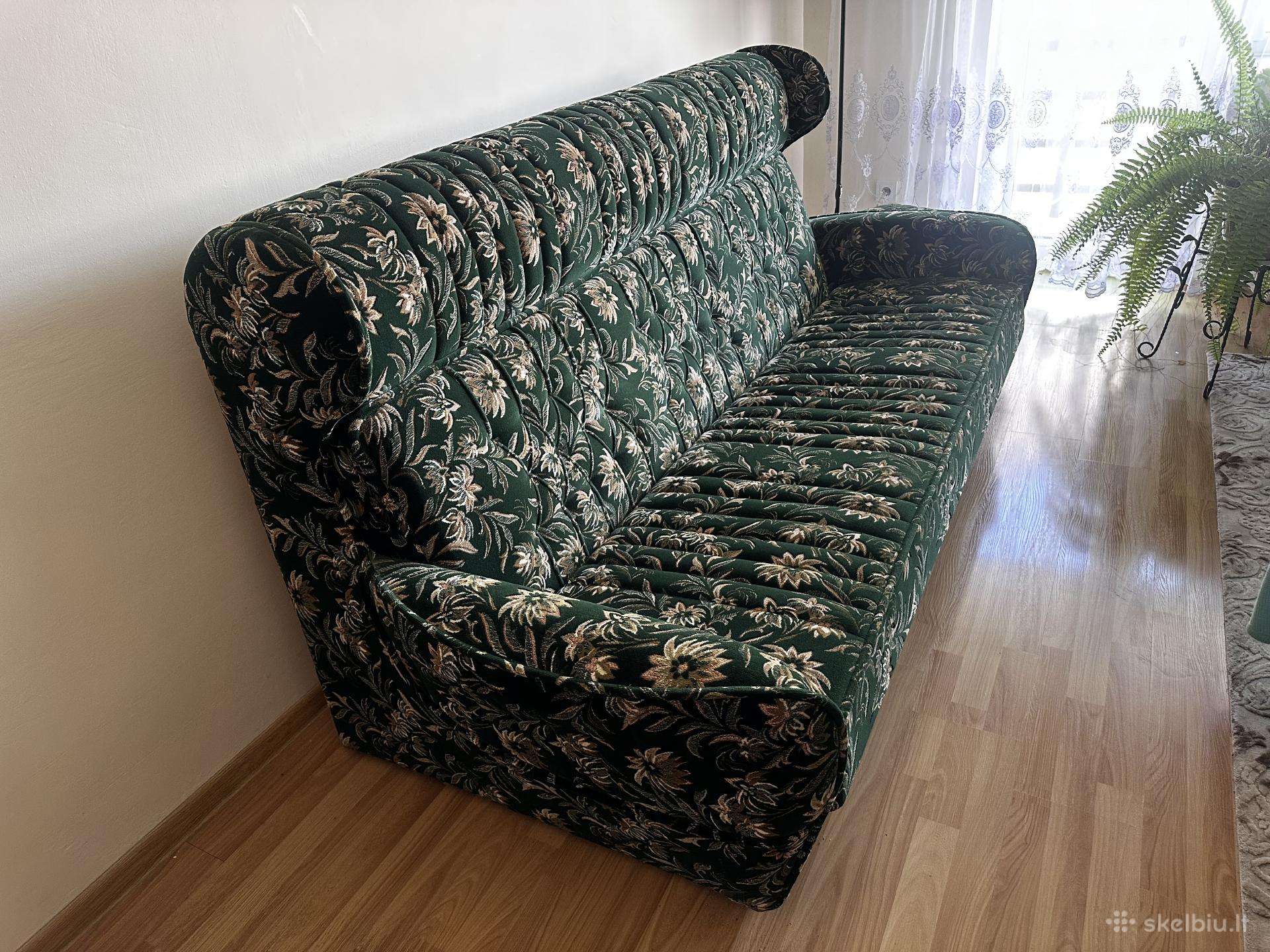 Sofa ir pufas