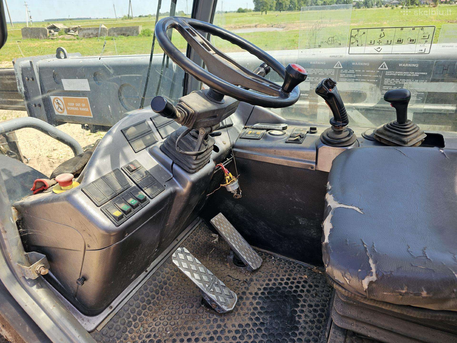 Claas 610, tractors