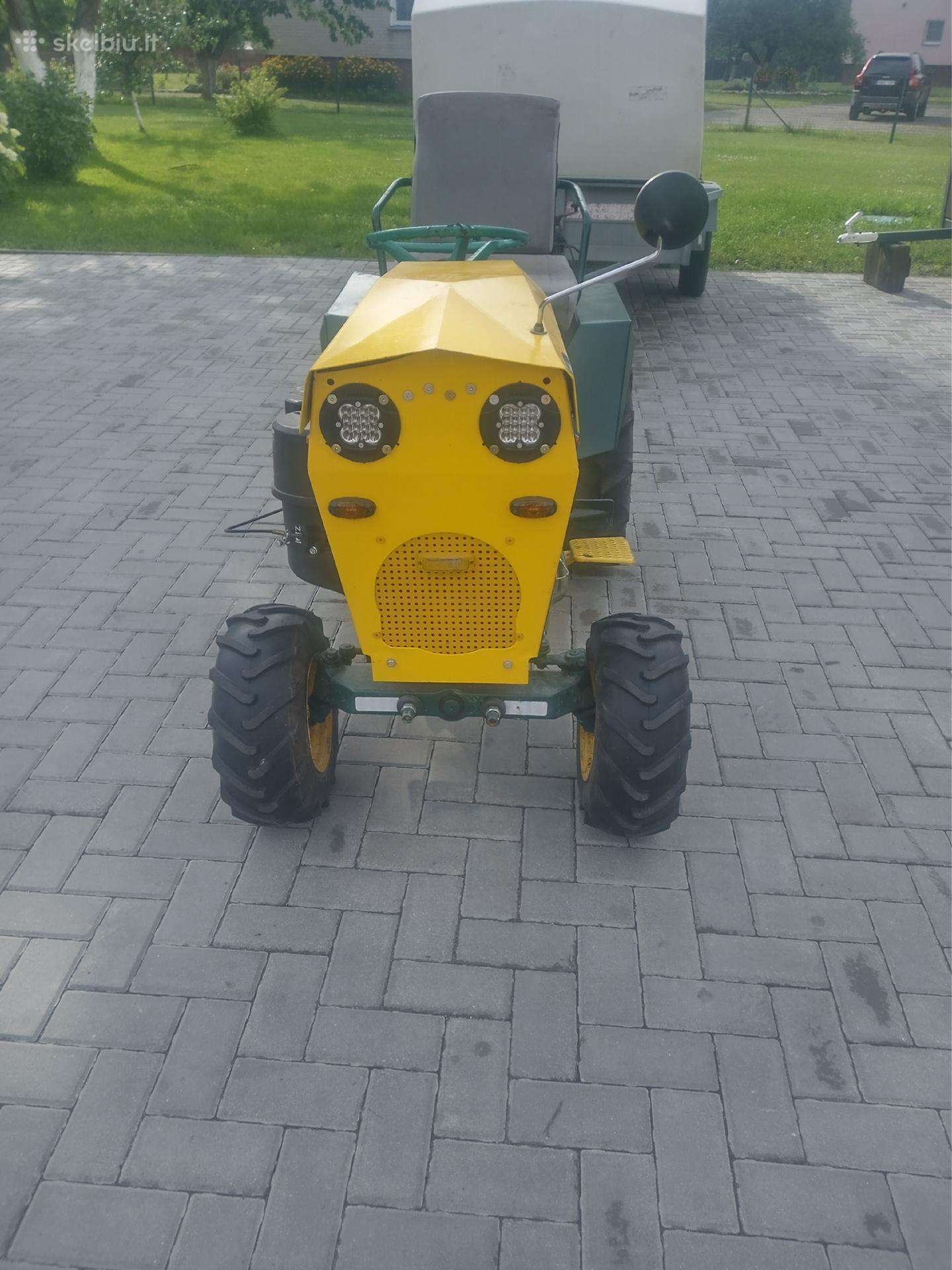 Mini traktorius