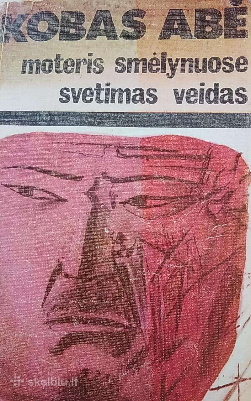 Moteris smėlynuose. Svetimas veidas