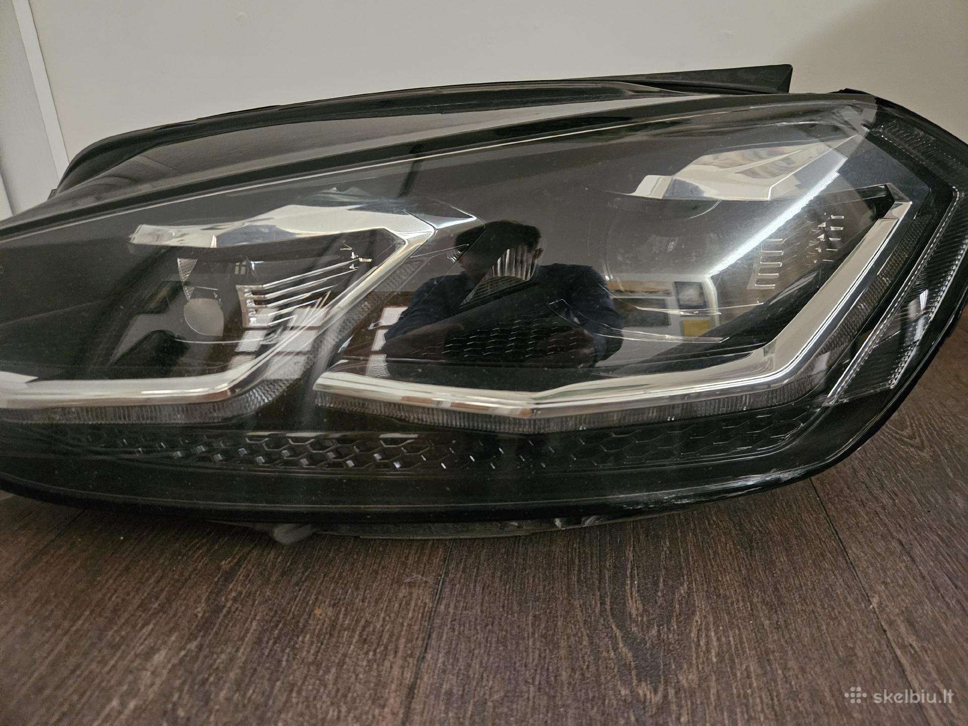 Volkswagen Golf lights