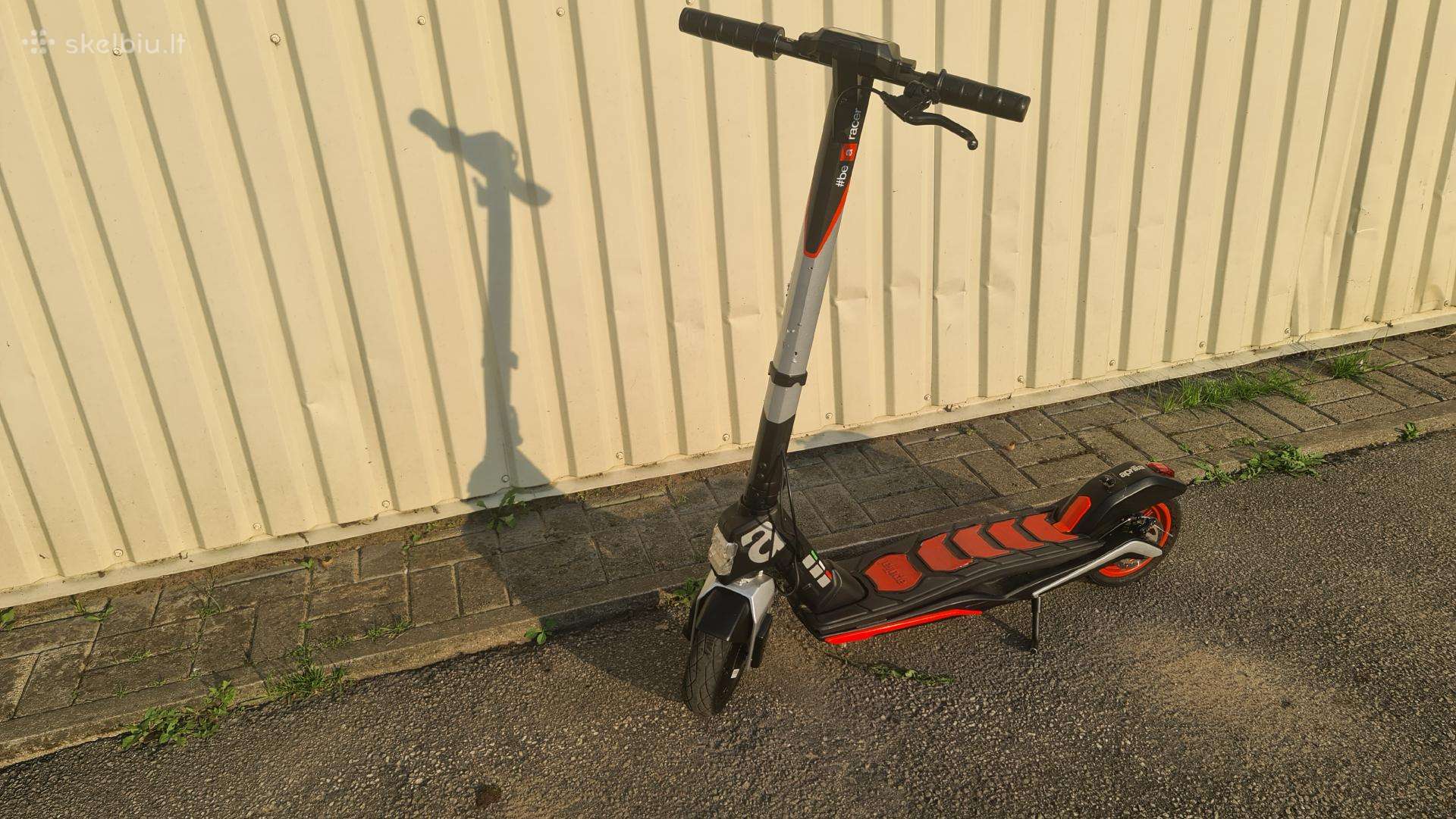 Elektrinis paspirtukas Aprilia
