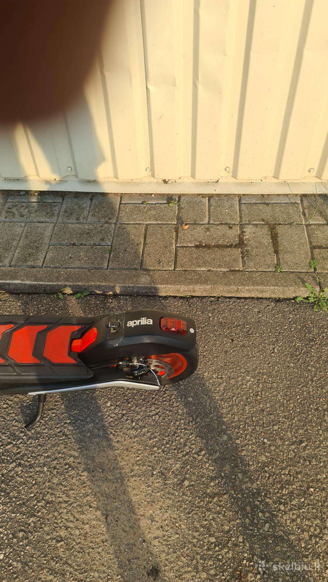 Electric scooter -kita-