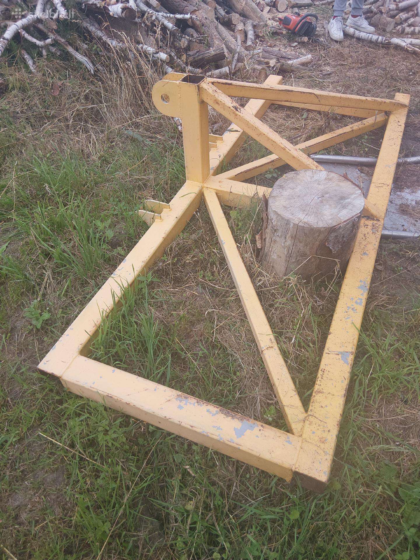 Rėmas skutikui