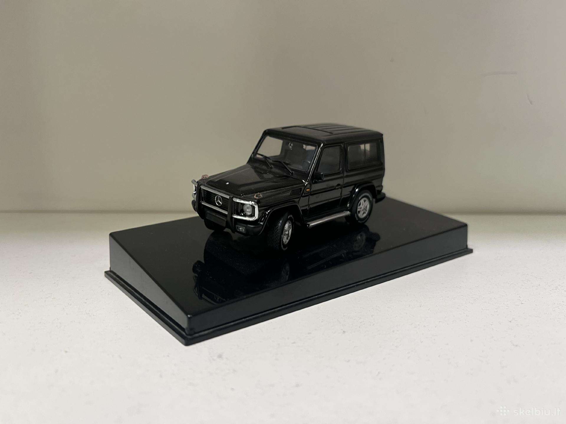 Kolekciniai modeliukai-mercedes Benz G wagon