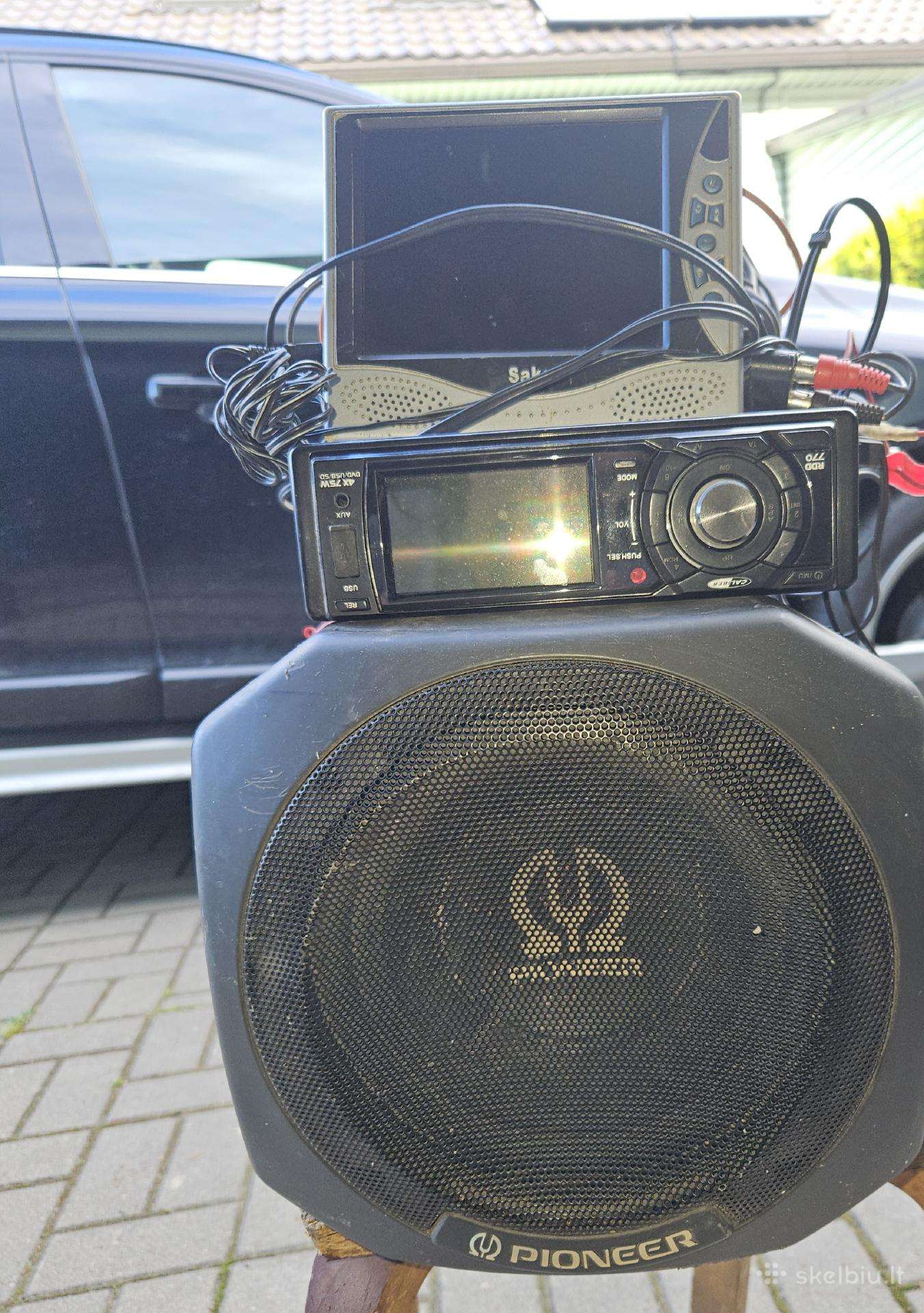 Pioneer žemų dažnių garsiakalbis (subwooferis) mag