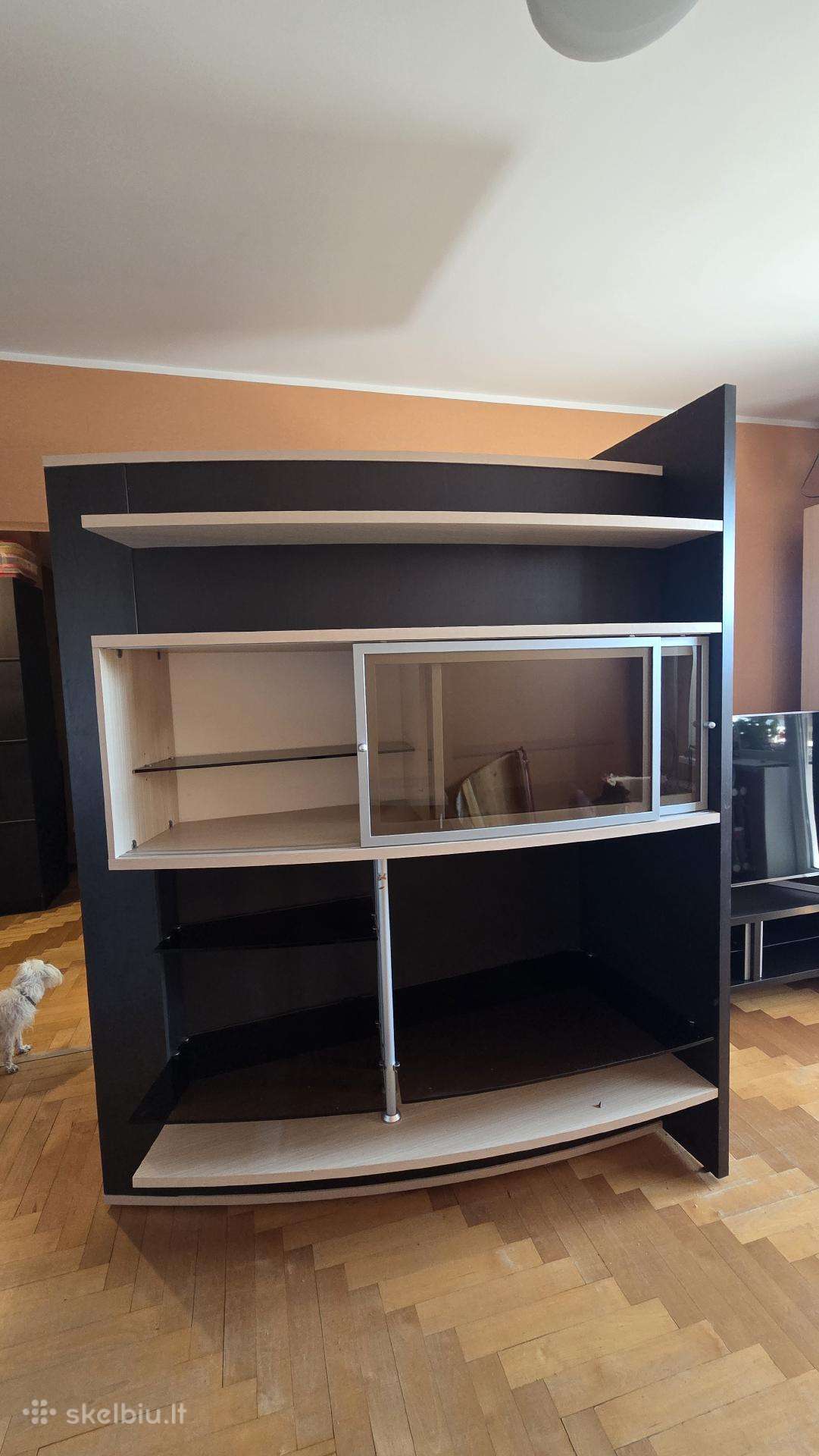 Nestandartinė kokybiškų plokščių sekcija