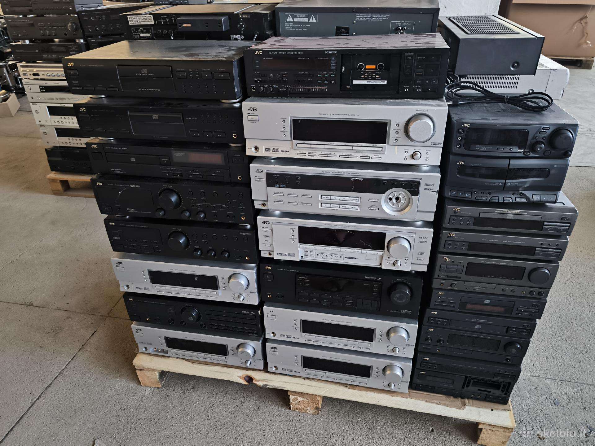 Audio stiprintuvai ir kita audio technika Urmu