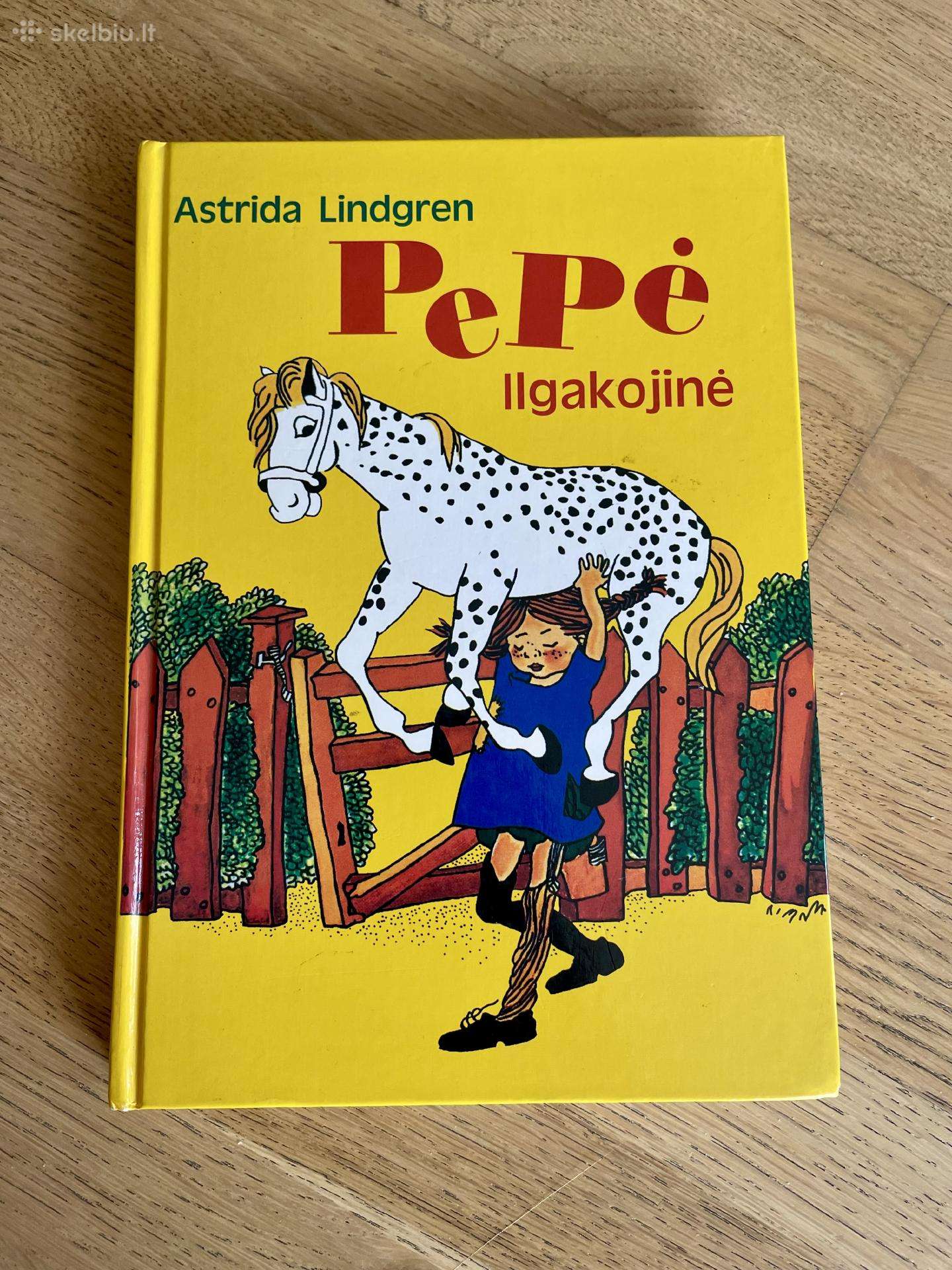Nauja knyga Pepė Ilgakojinė
