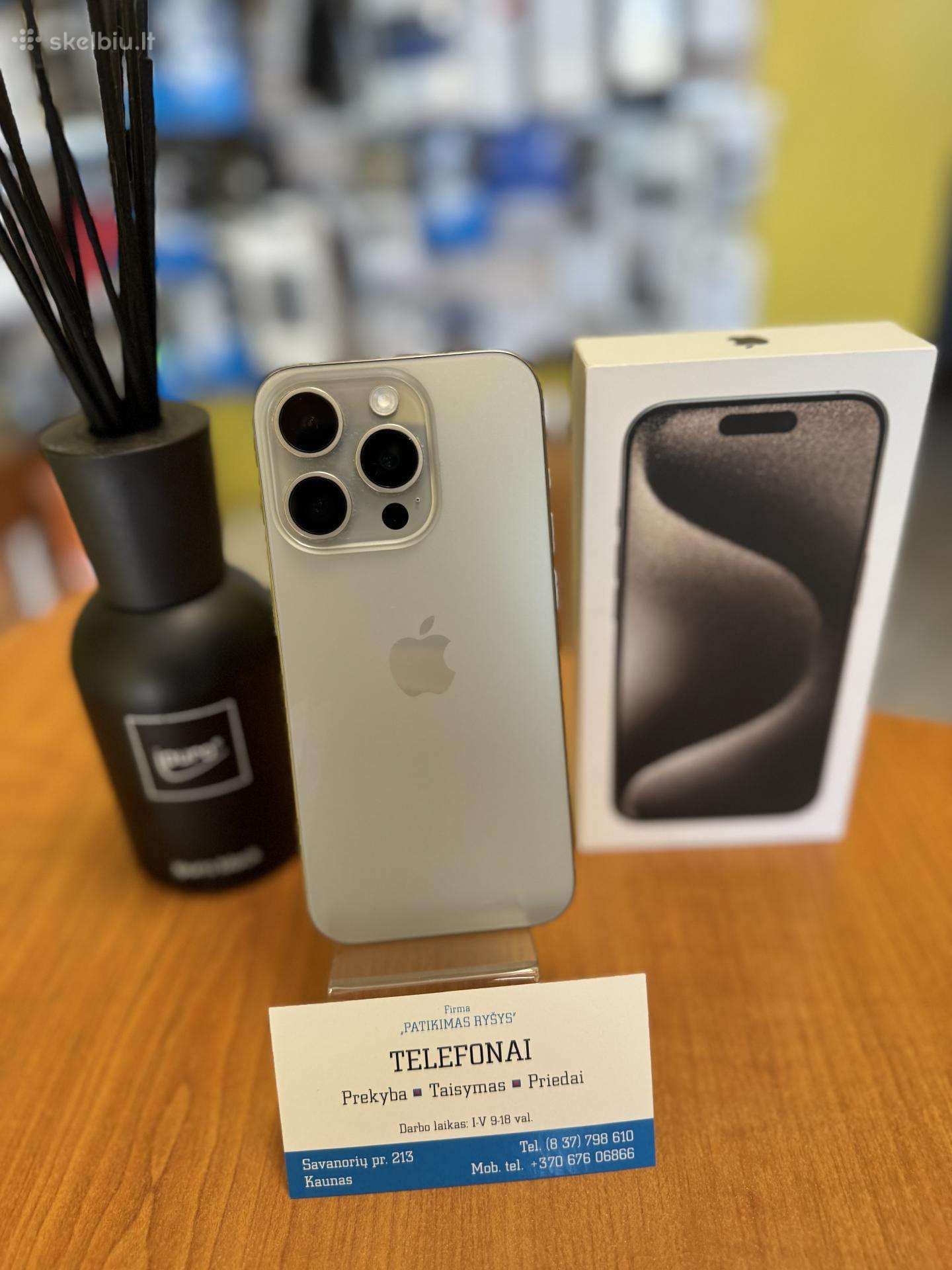 iPhone 15pro 128gb Natural Titan Su Garantija