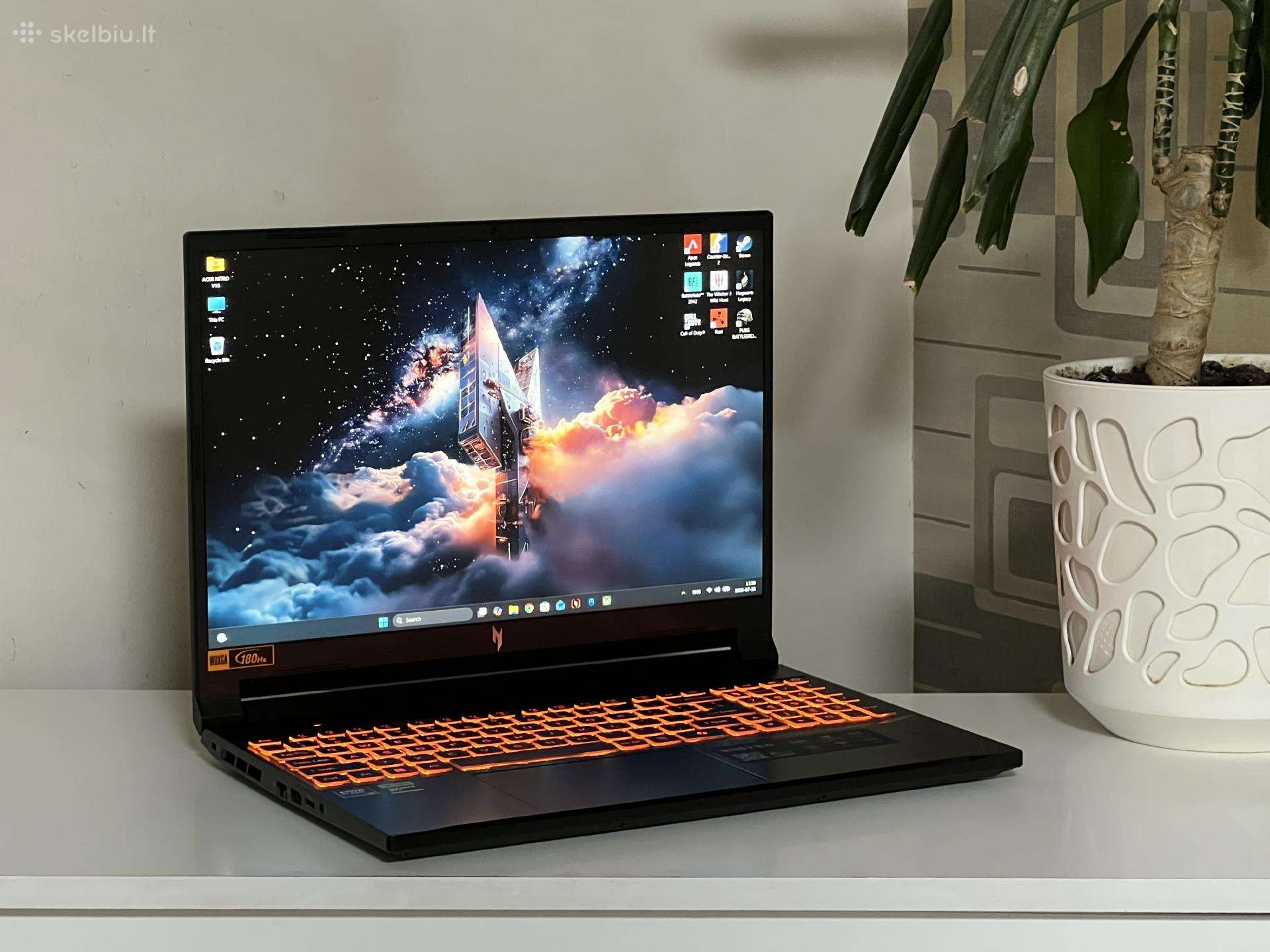 Parduodamas Nitro V16 su Rtx 5050, Ryzen Ai, 180hz