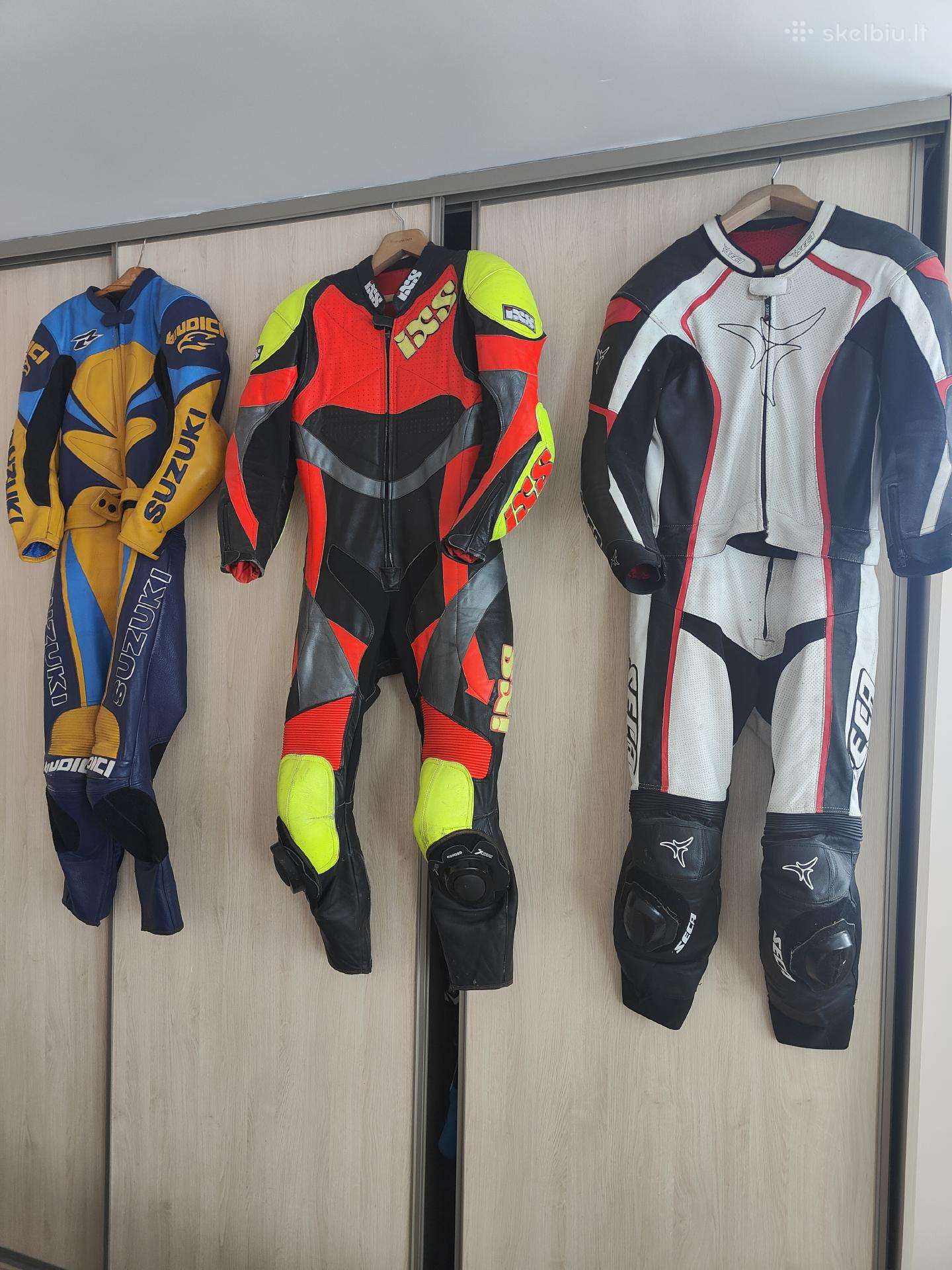 Moto kostiumas