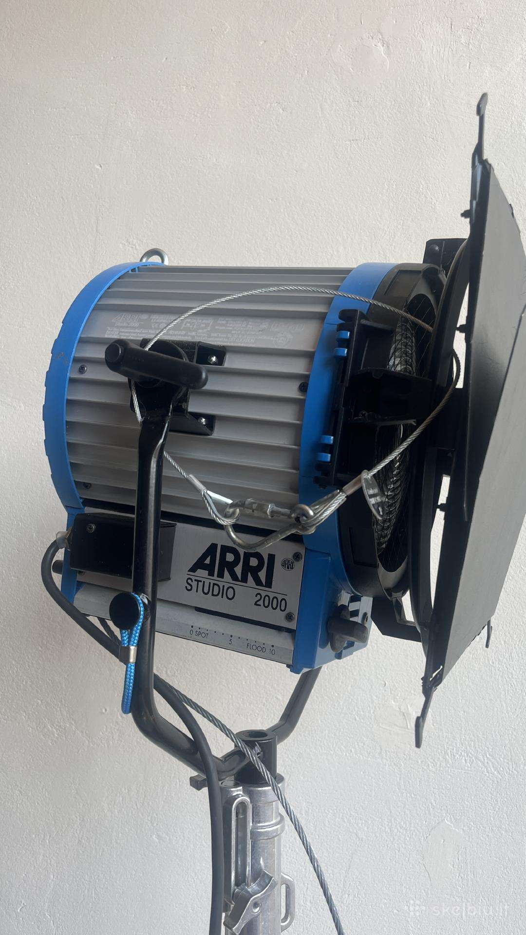 Arri 2000