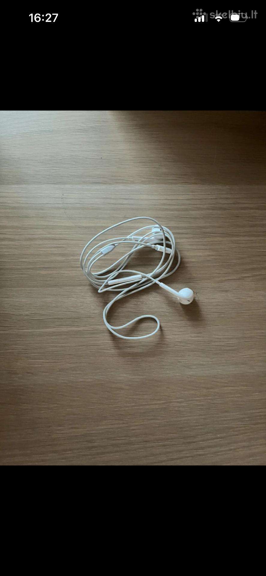 Apple earpods lightning