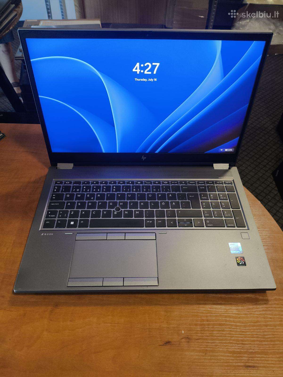 15.6 4k 120hz 600 Nit i7-11850h Quadro T1200 4gb