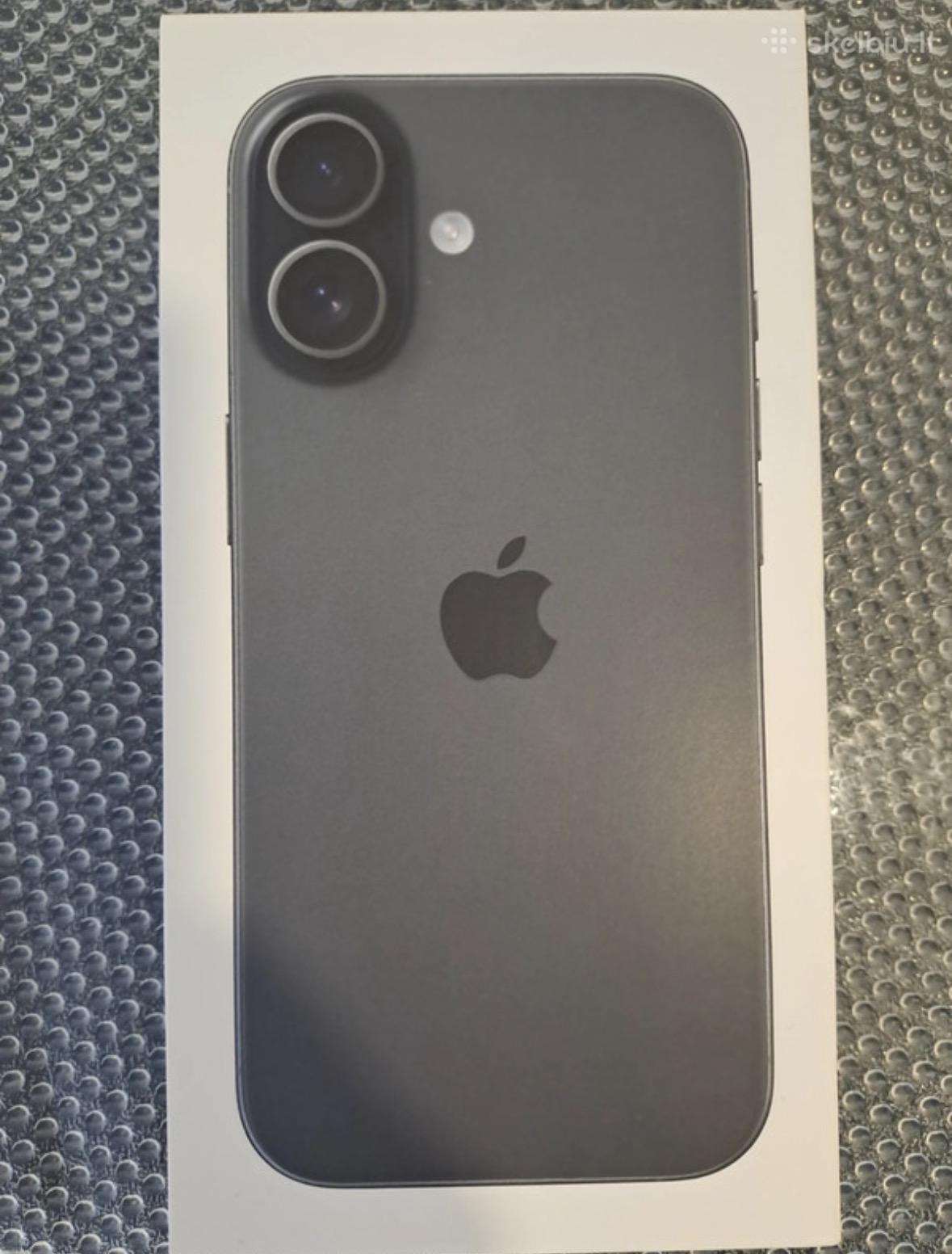iPhone 17