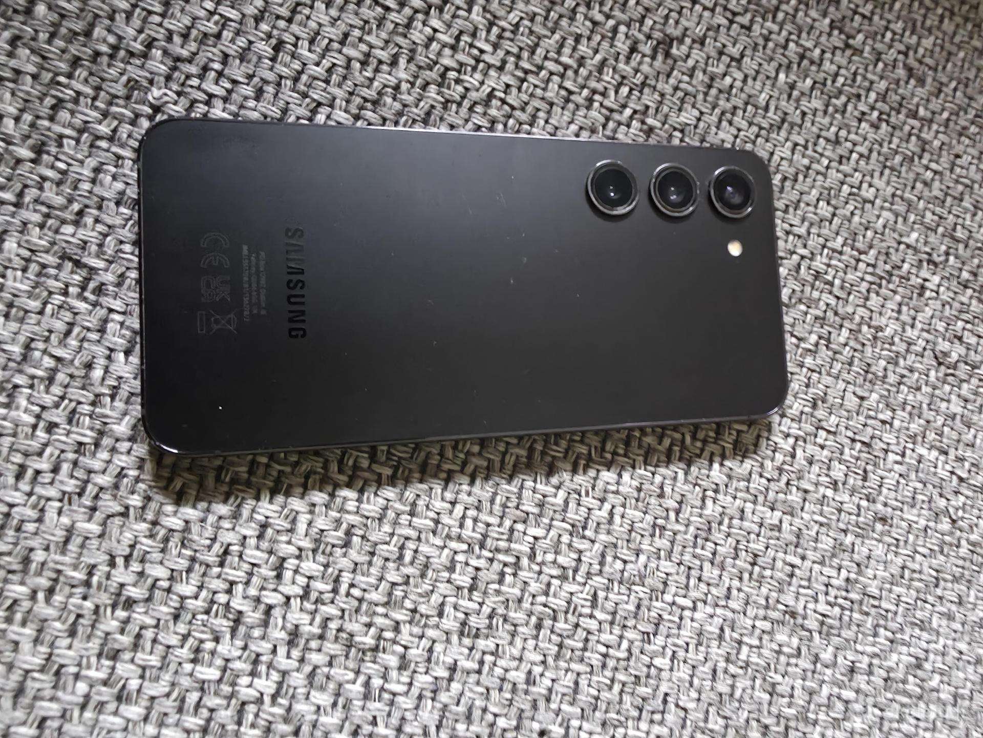 Samsung s23