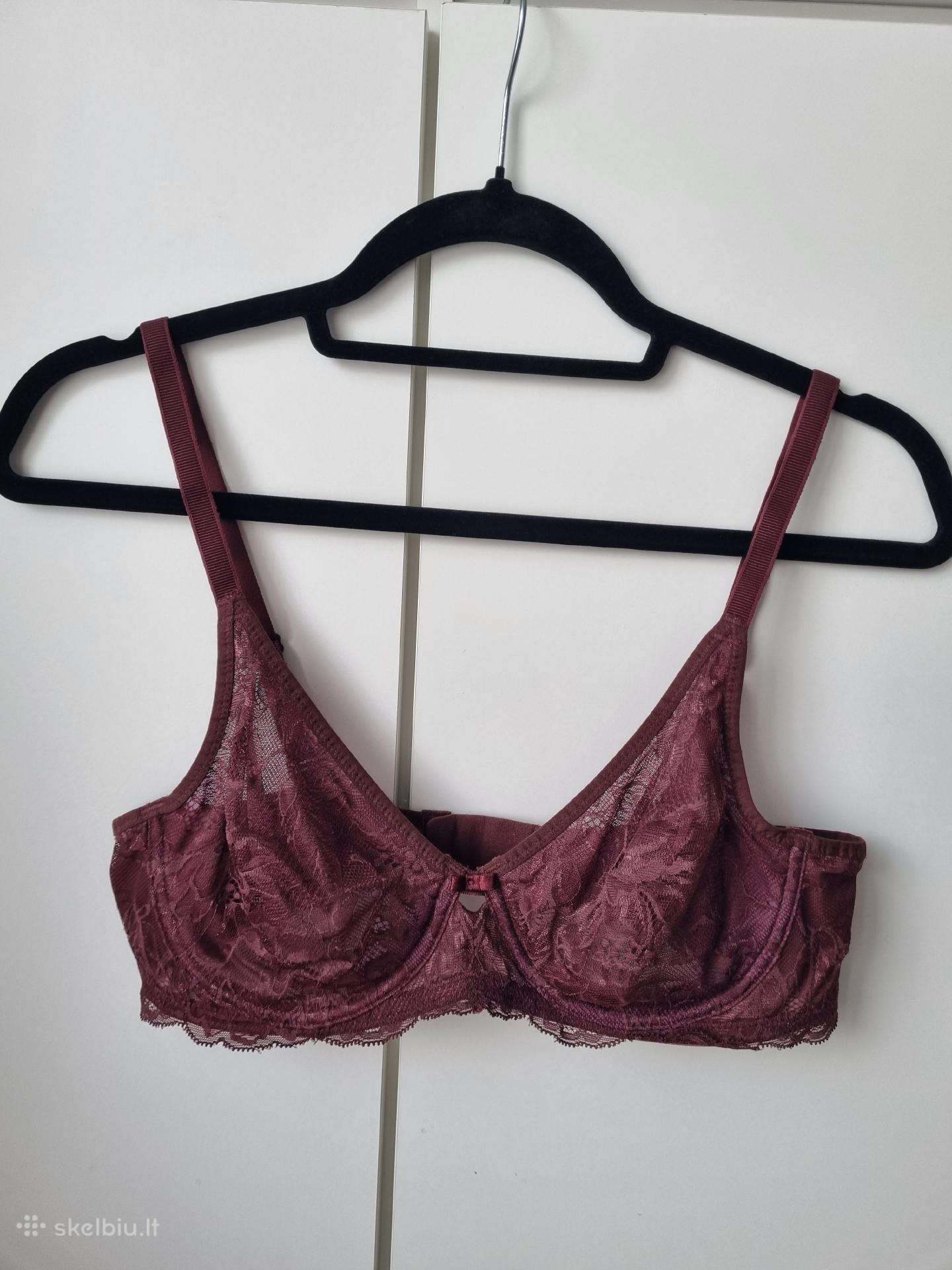Triumph nėriniuota liemenėlė, Lace bra