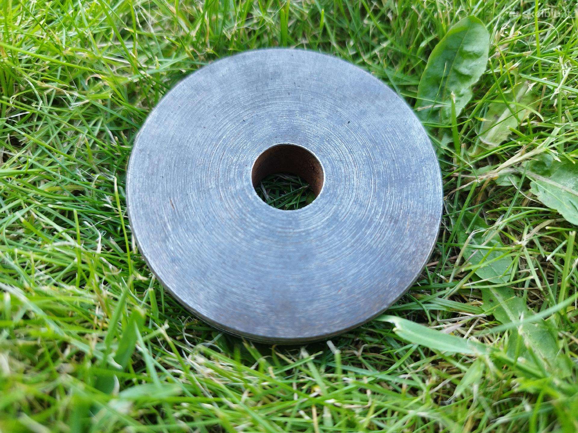 Skriemulys škivas metalinis ašies skersmuo 7cm