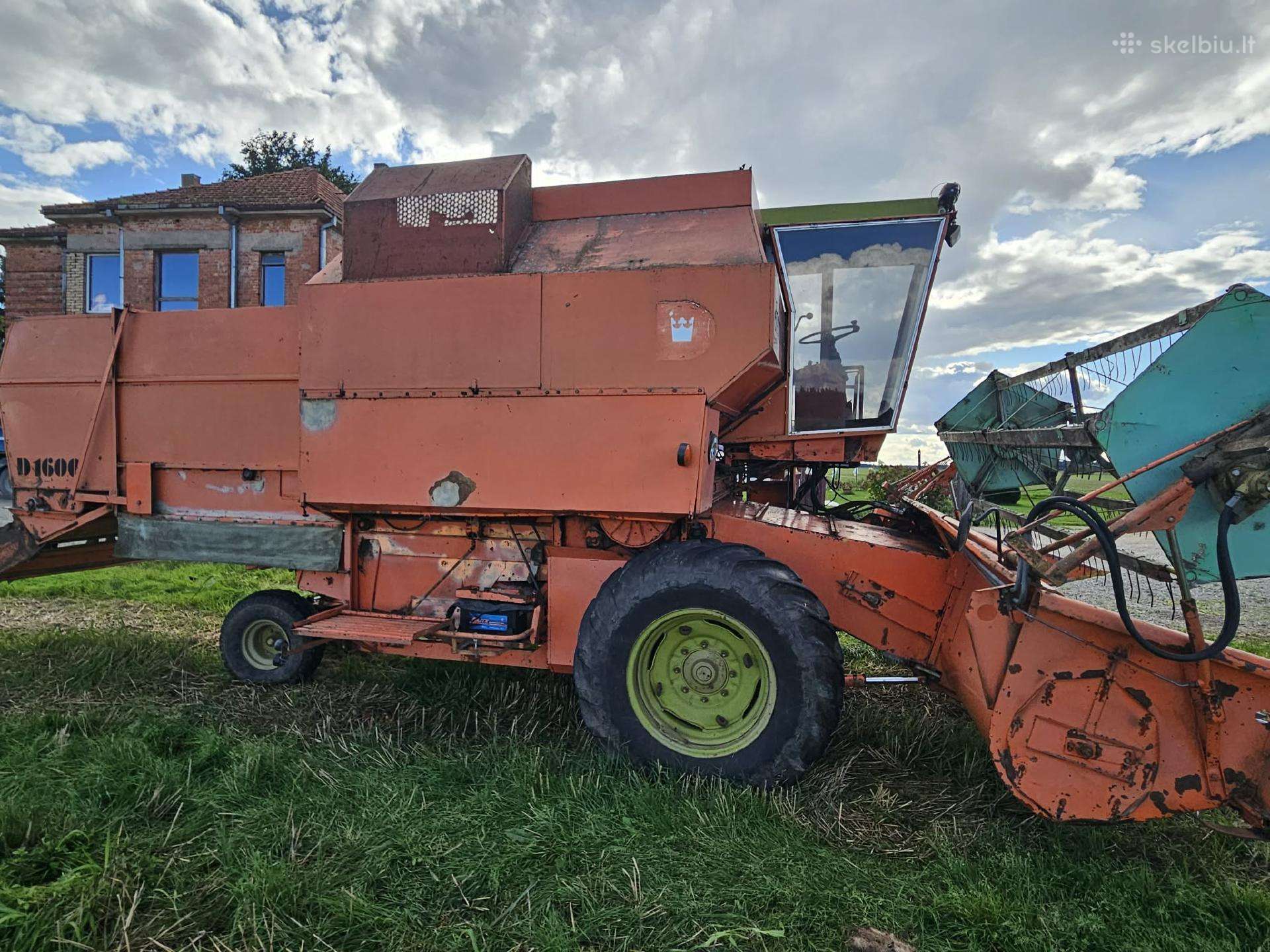 Dronningborg D1600 kombainas su 3,67 m pjaunamąja