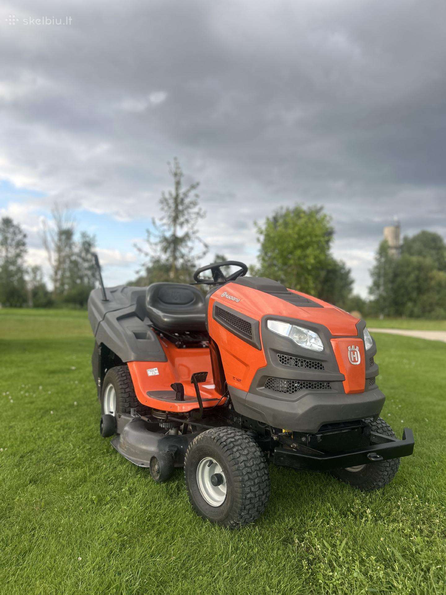 Husqvarna Tc142t sodo traktoriukas