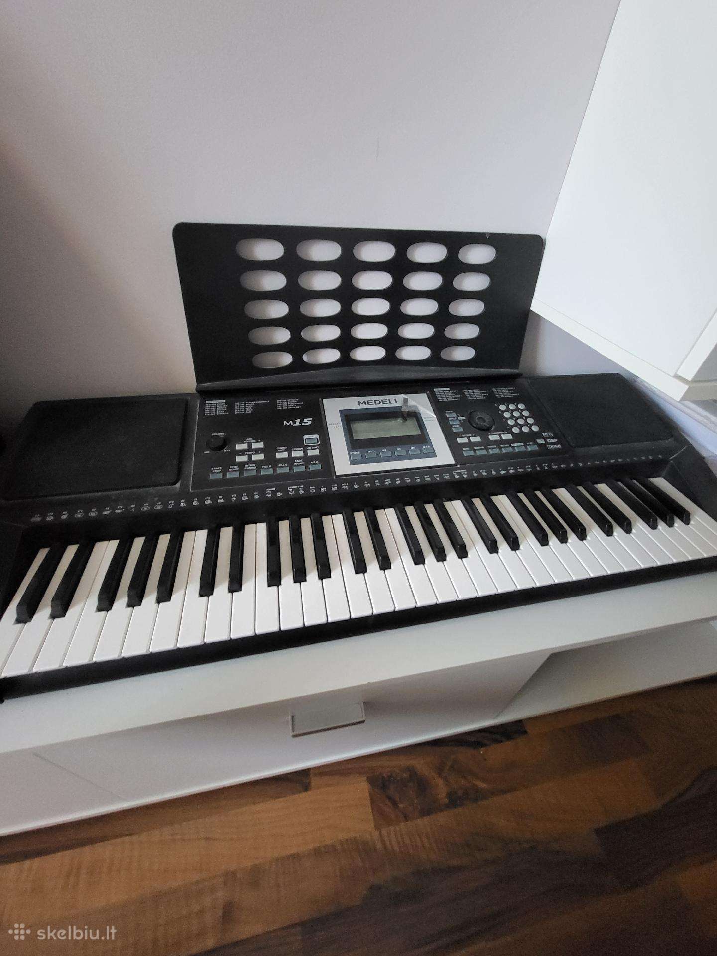 Medeli M15