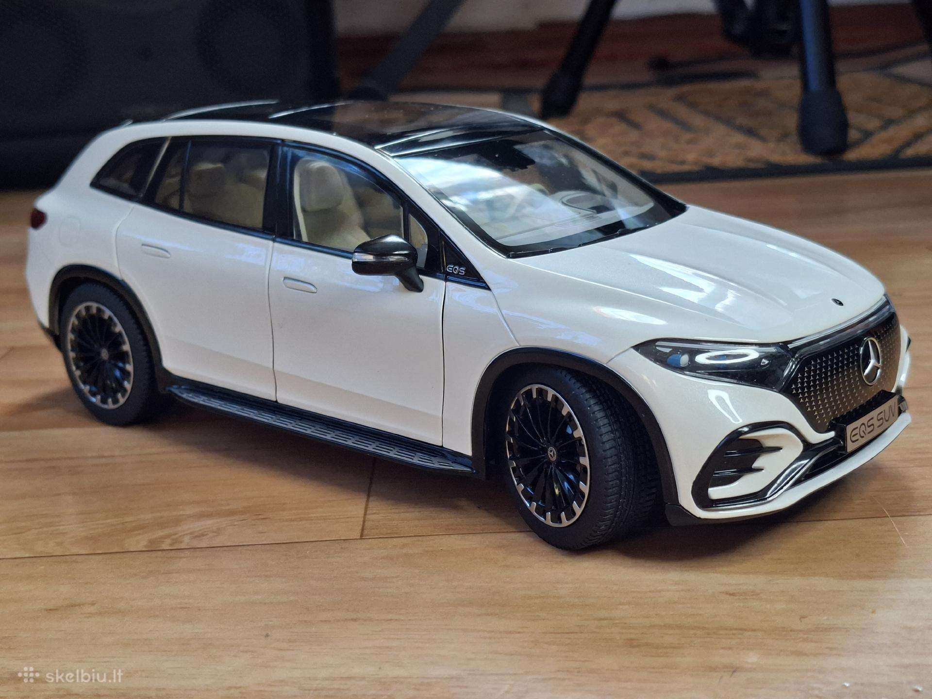 1:18 Mercedes Eqs