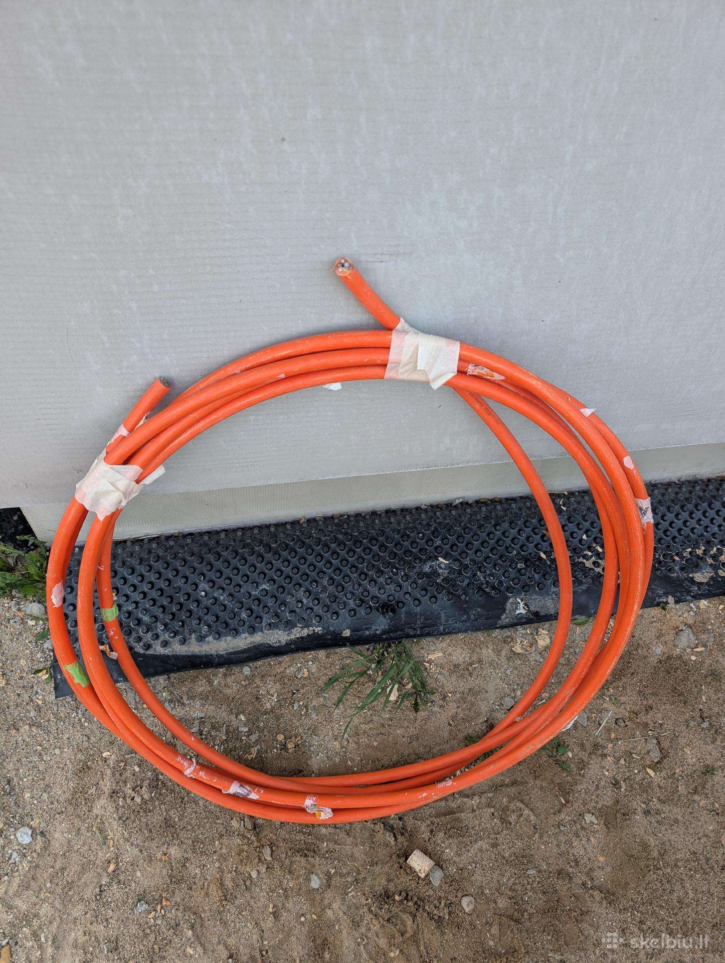 Varinis kabelis 5x10 Pe 12m nedegus monolitas