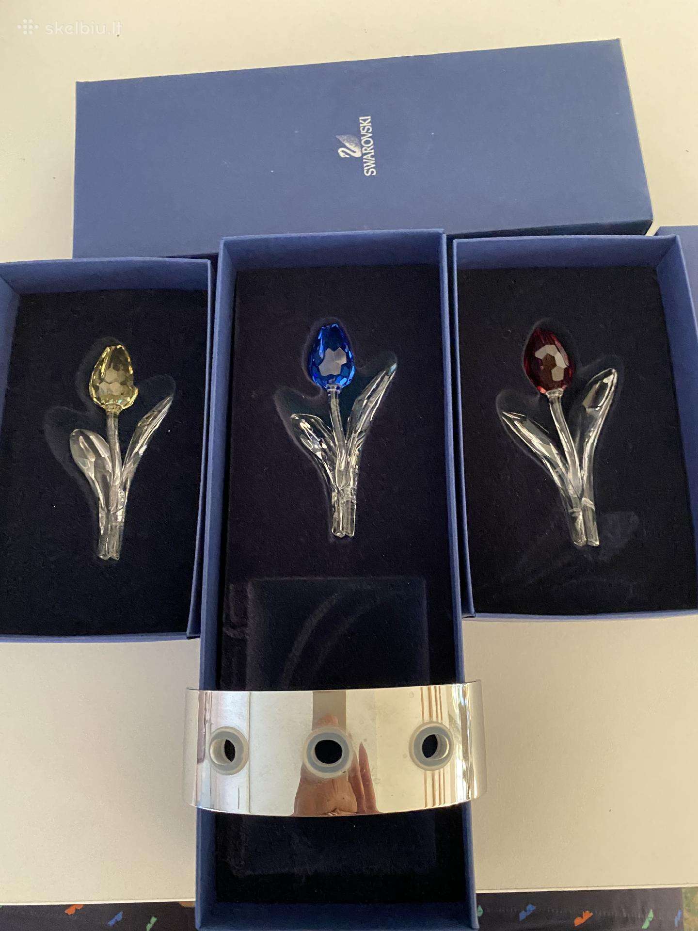 Swarovsky figureles