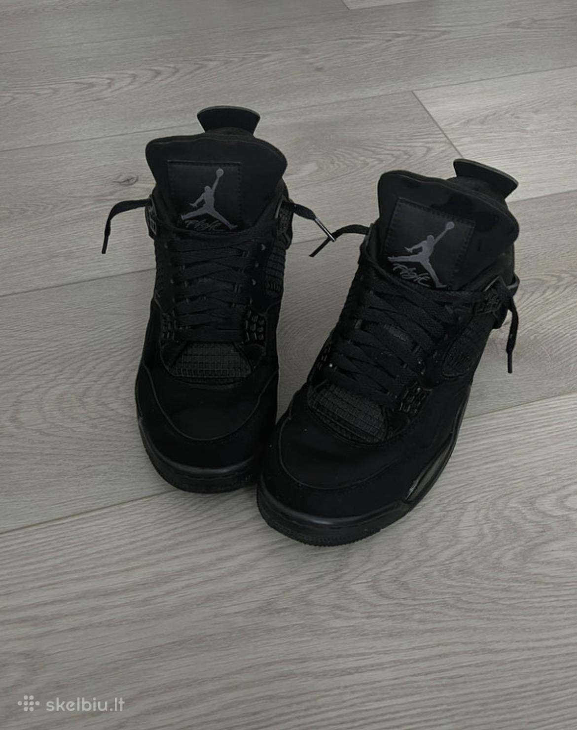 Jordan 4 Retro