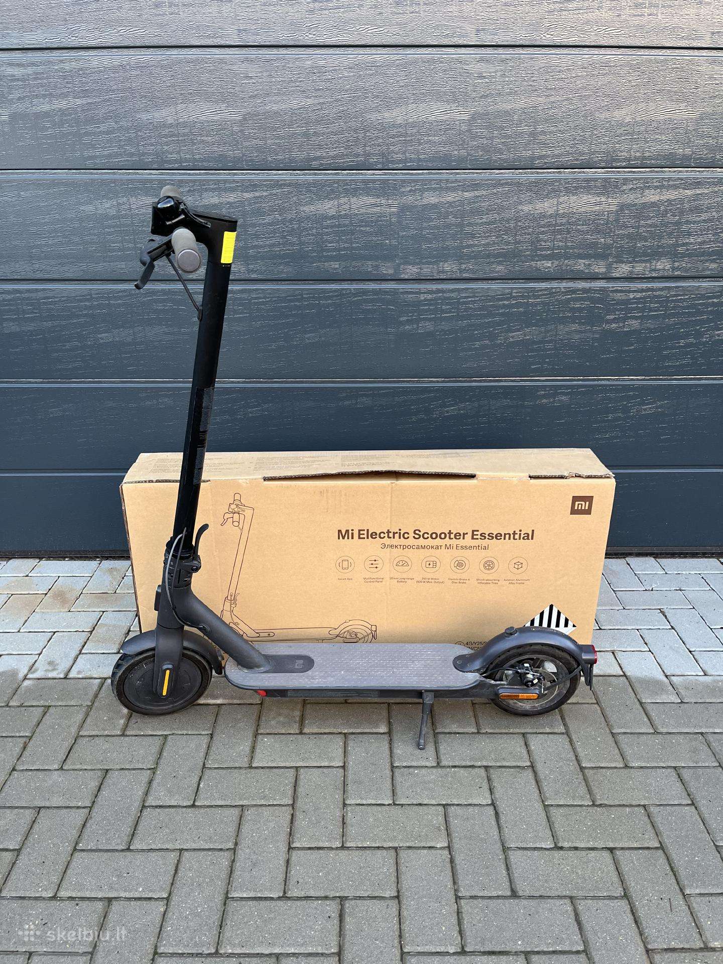 Xiaomi Mi Electric Scooter Essential
