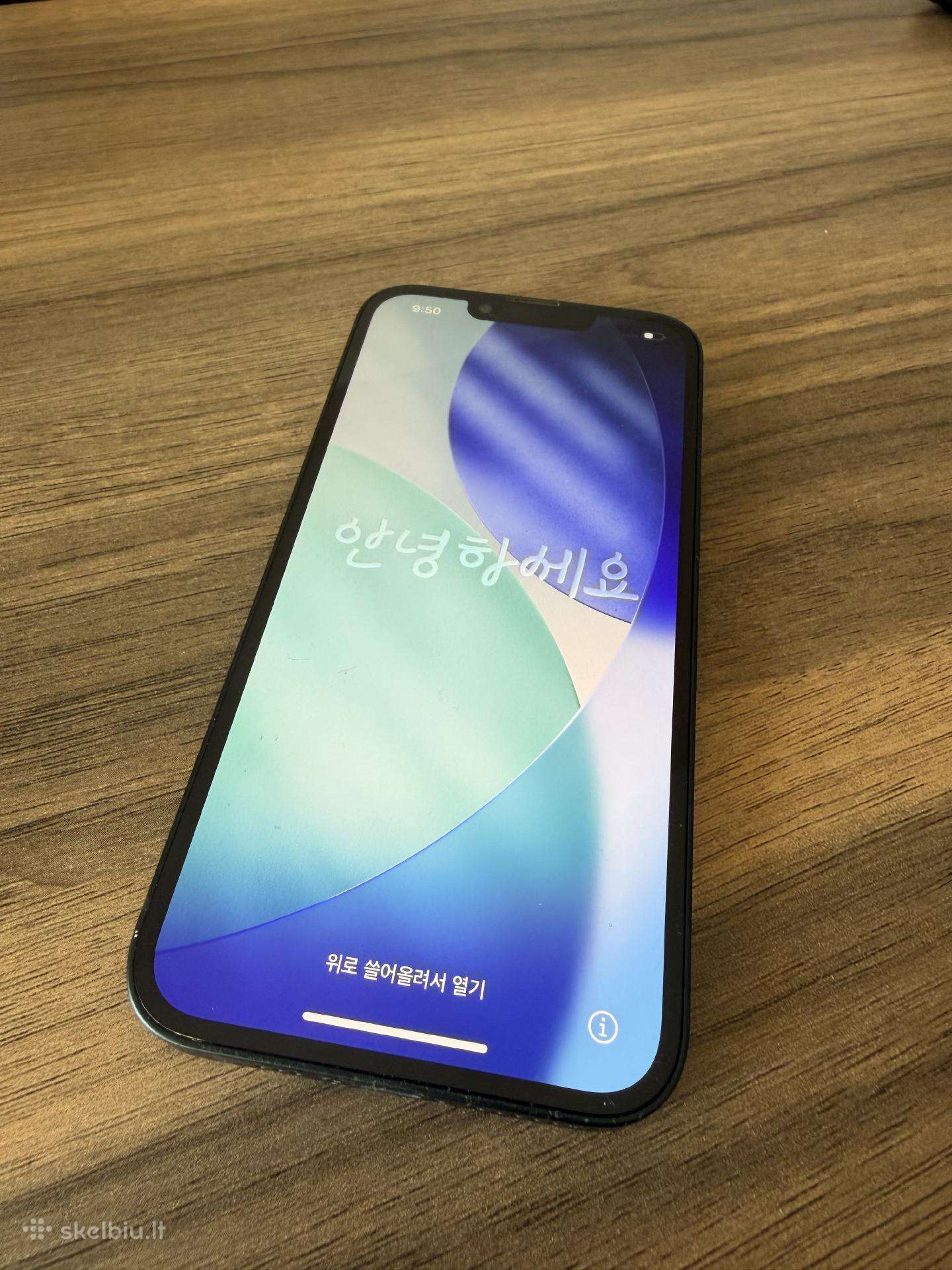iPhone 13