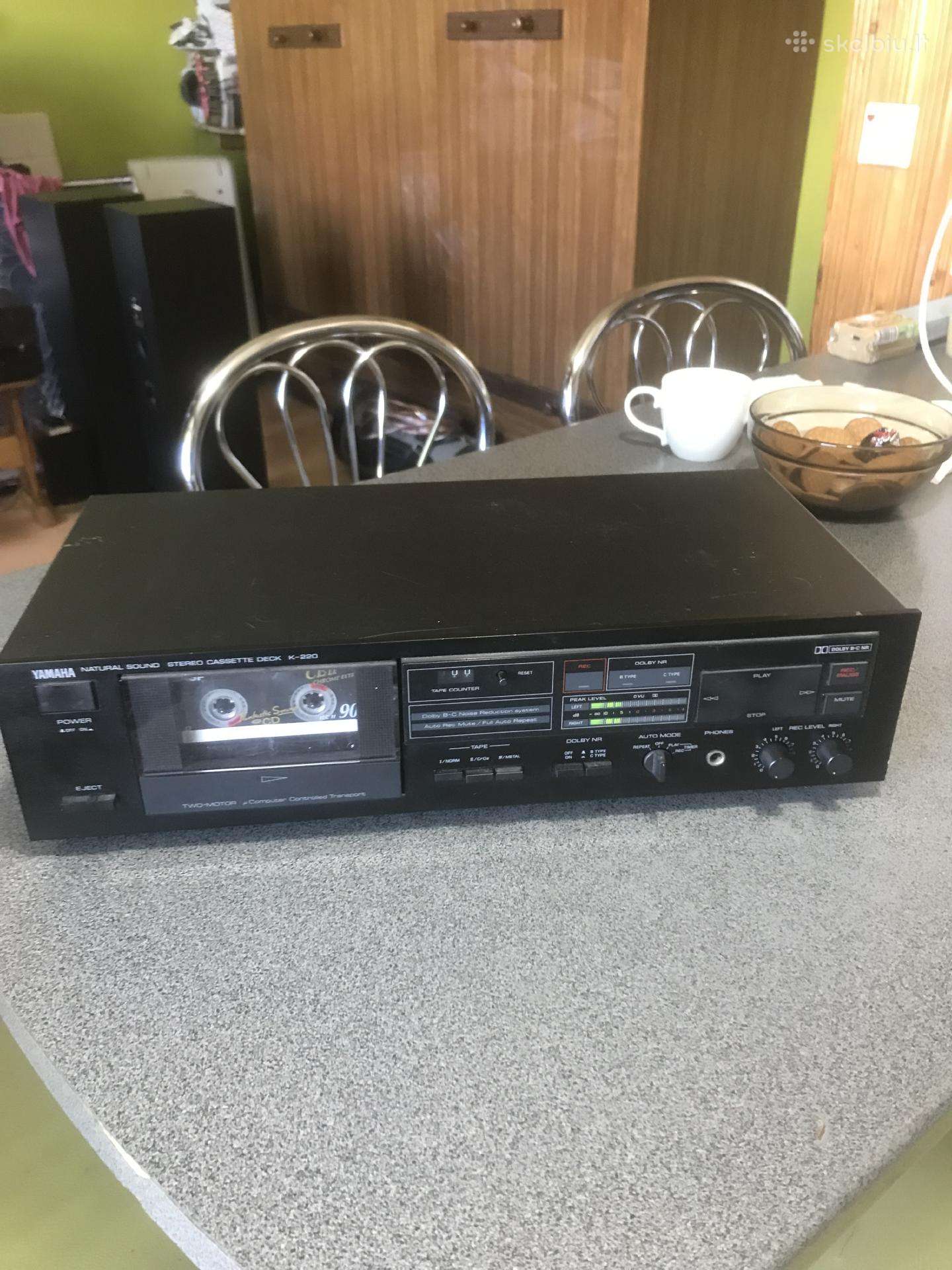 Parduodu kasetine deka Yamaha K-220
